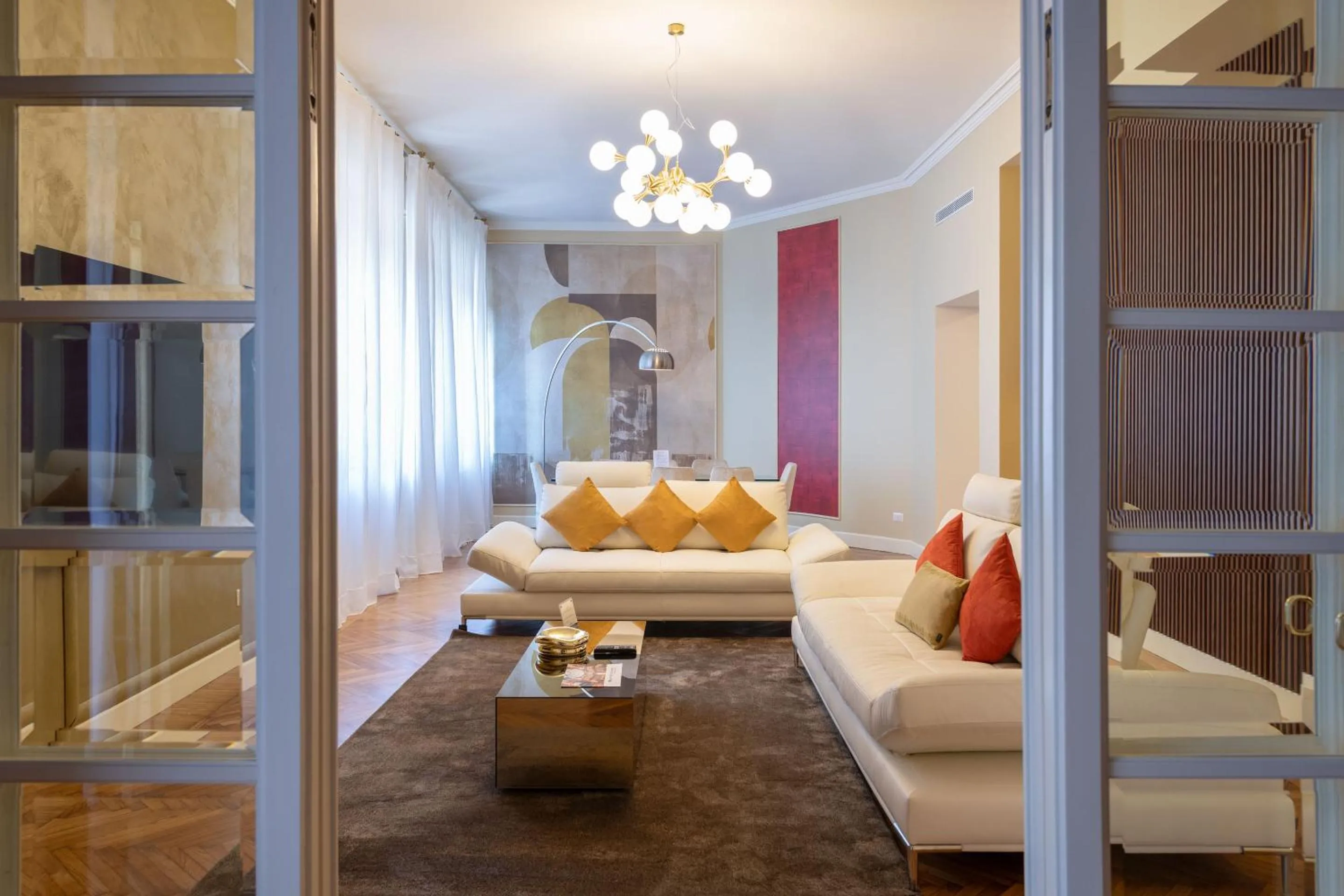 Living room, Bed in Heart Milan Apartments Sforza Duomo