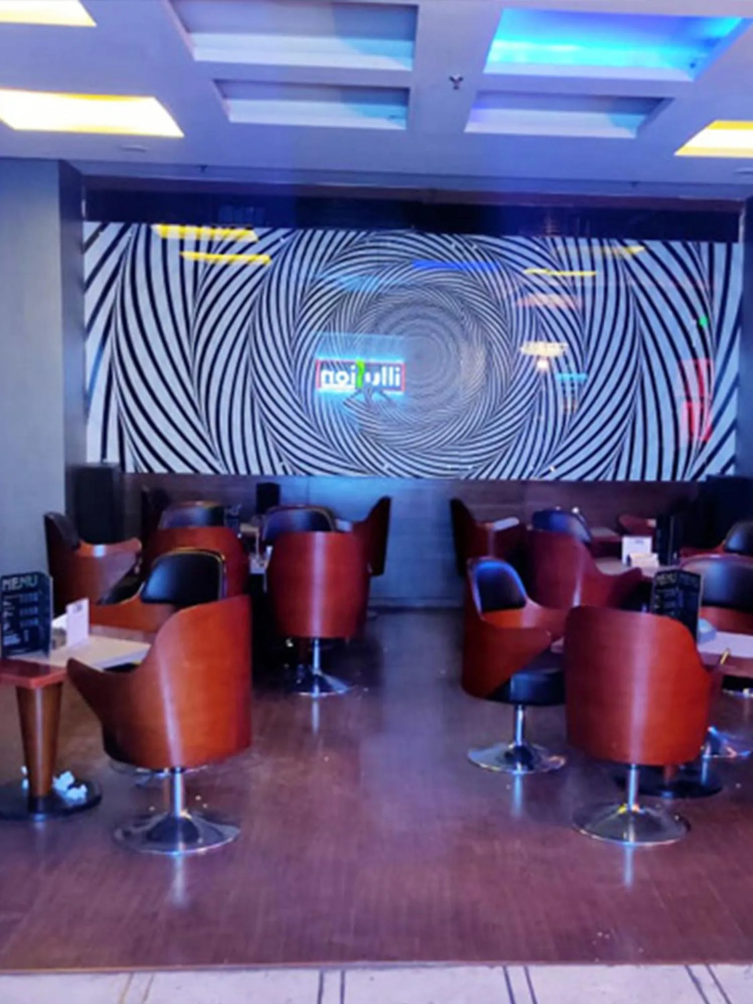 Restaurant/places to eat in Hotel DS Clarks Inn Gurgaon