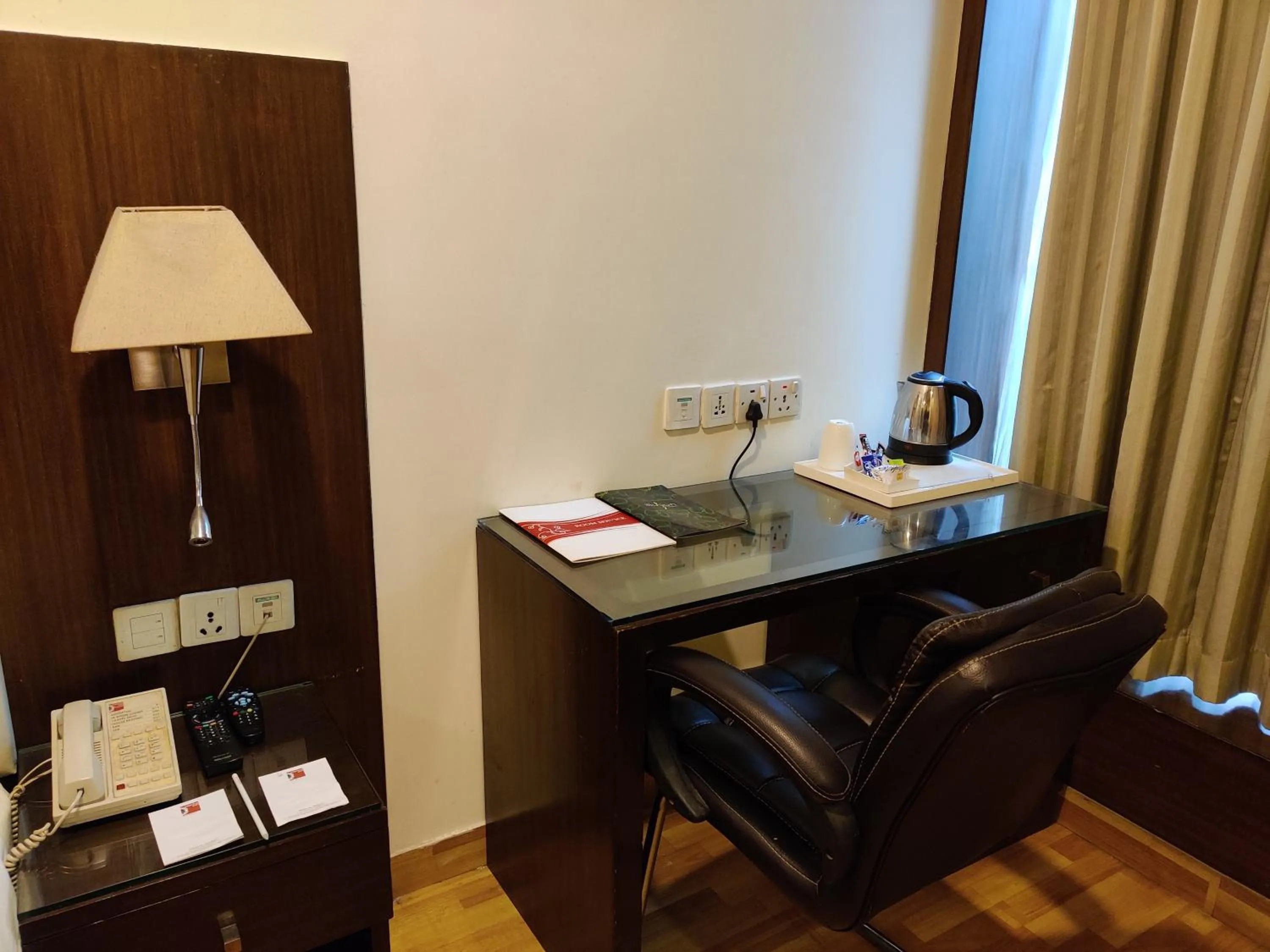 Coffee/tea facilities in Hotel DS Clarks Inn Gurgaon