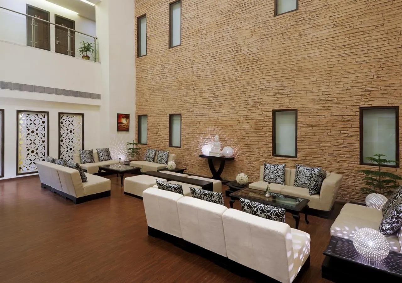 Seating area in Hotel DS Clarks Inn Gurgaon