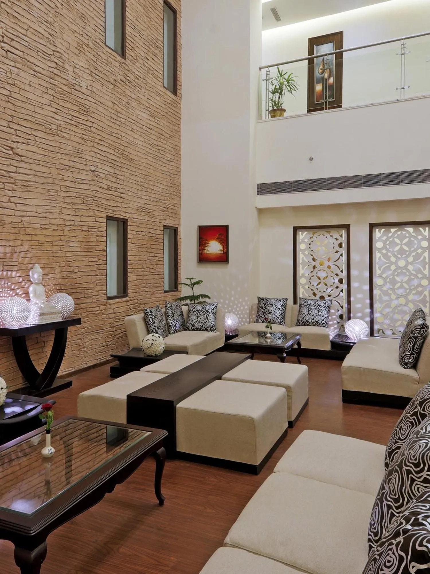 Lounge or bar in Hotel DS Clarks Inn Gurgaon