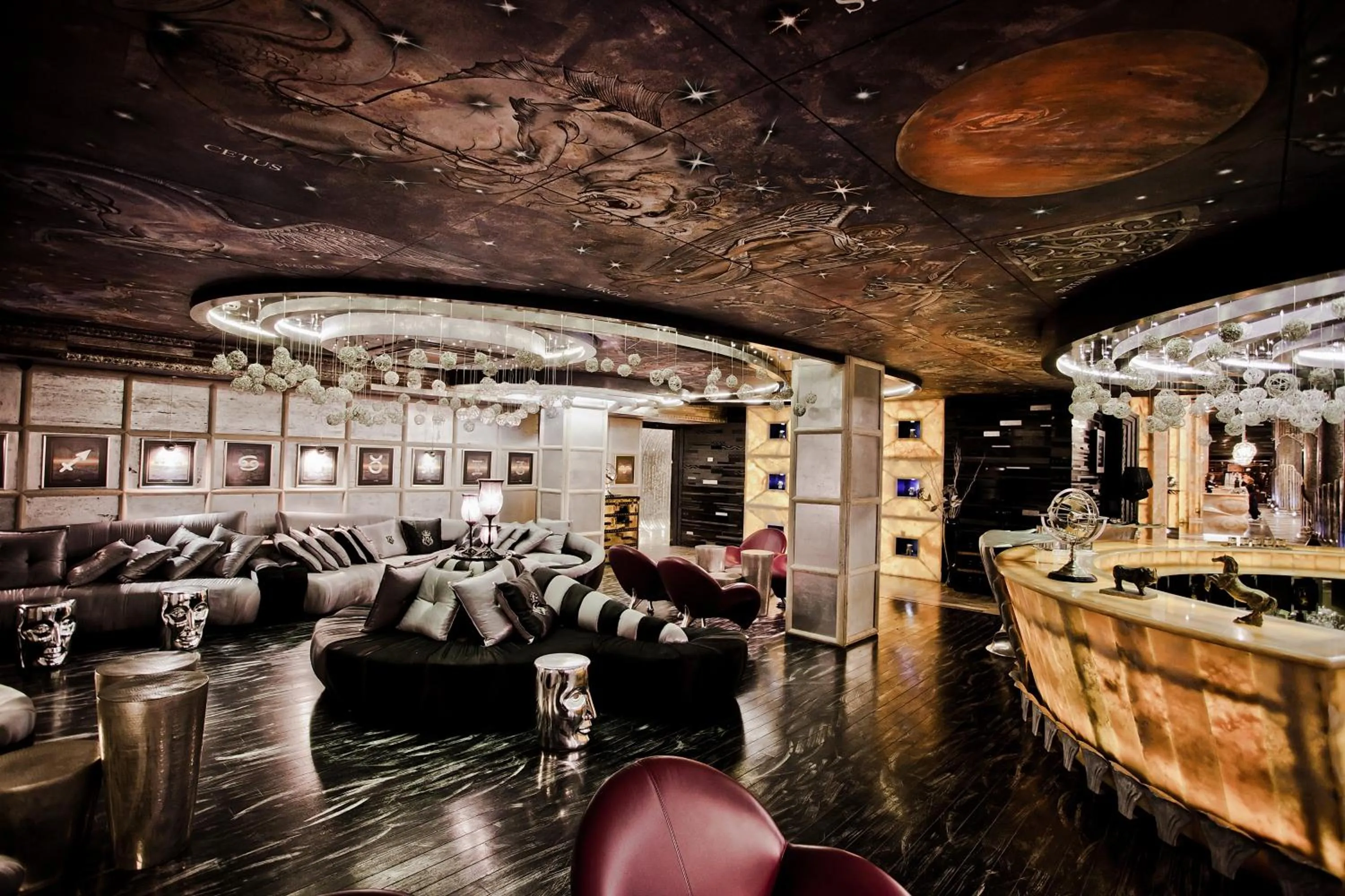 Lounge or bar in Villas Elenite Premium