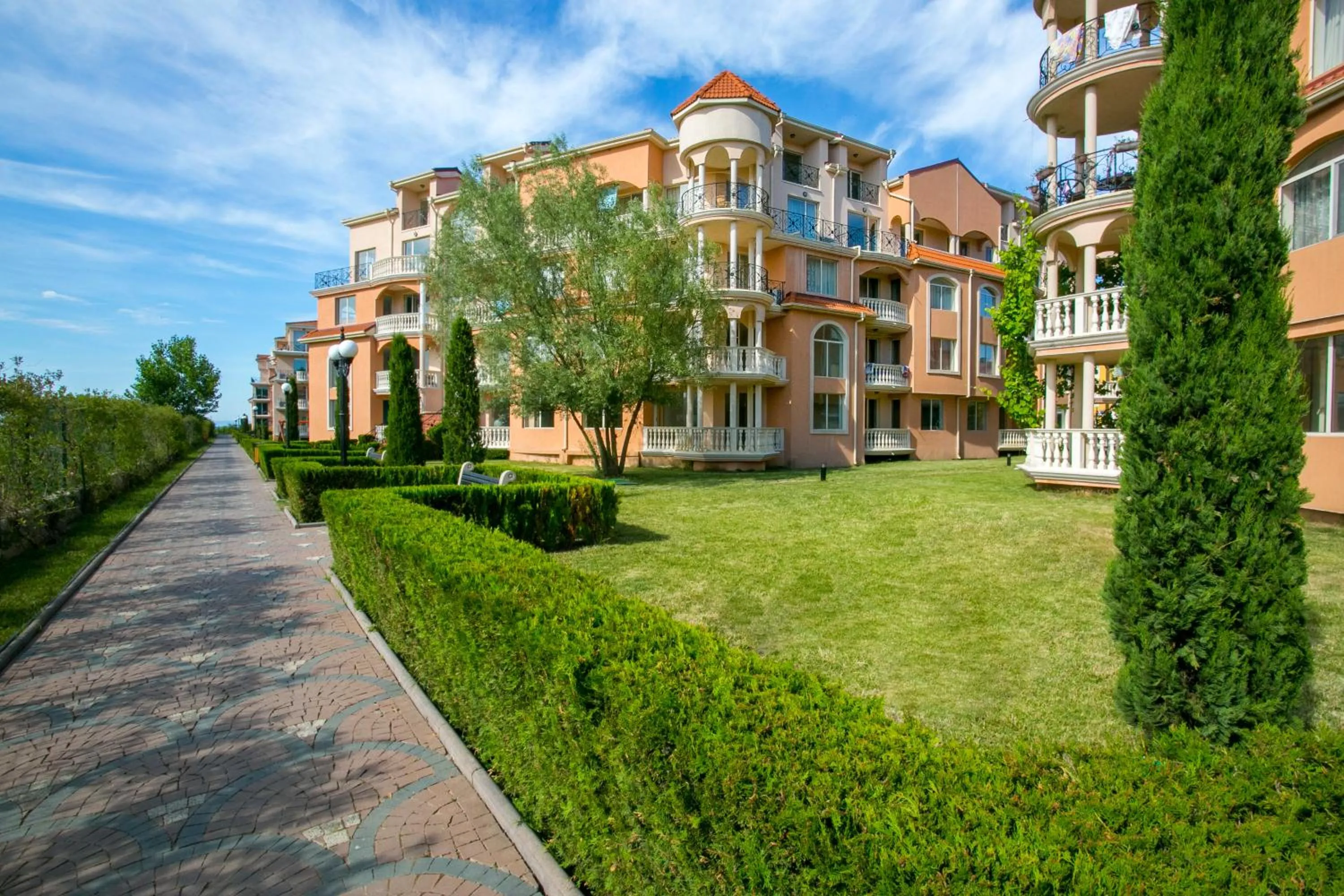 Property building in Touristic Complex Hacienda Beach Apartments Sozopol