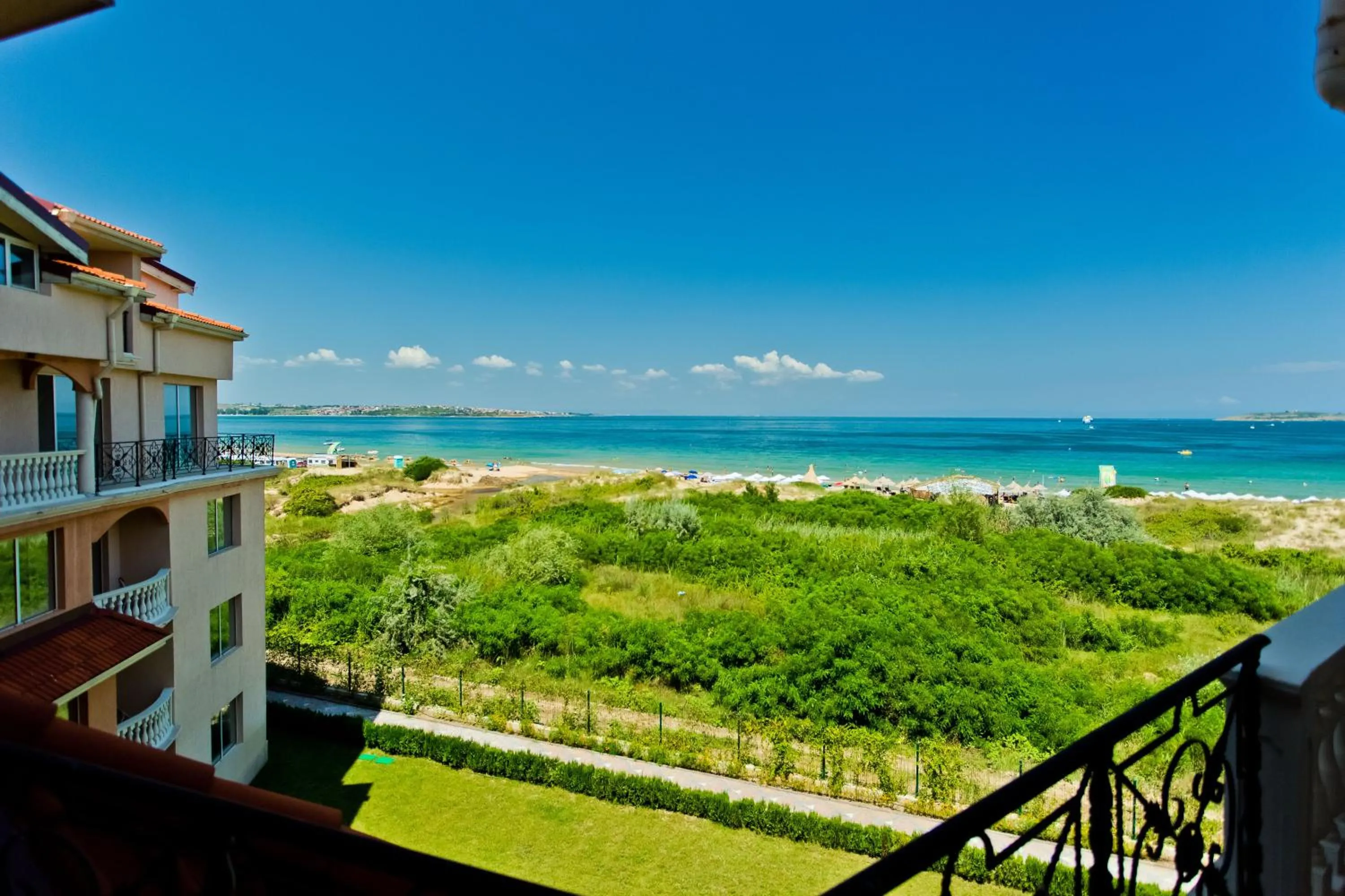 Natural landscape in Touristic Complex Hacienda Beach Apartments Sozopol