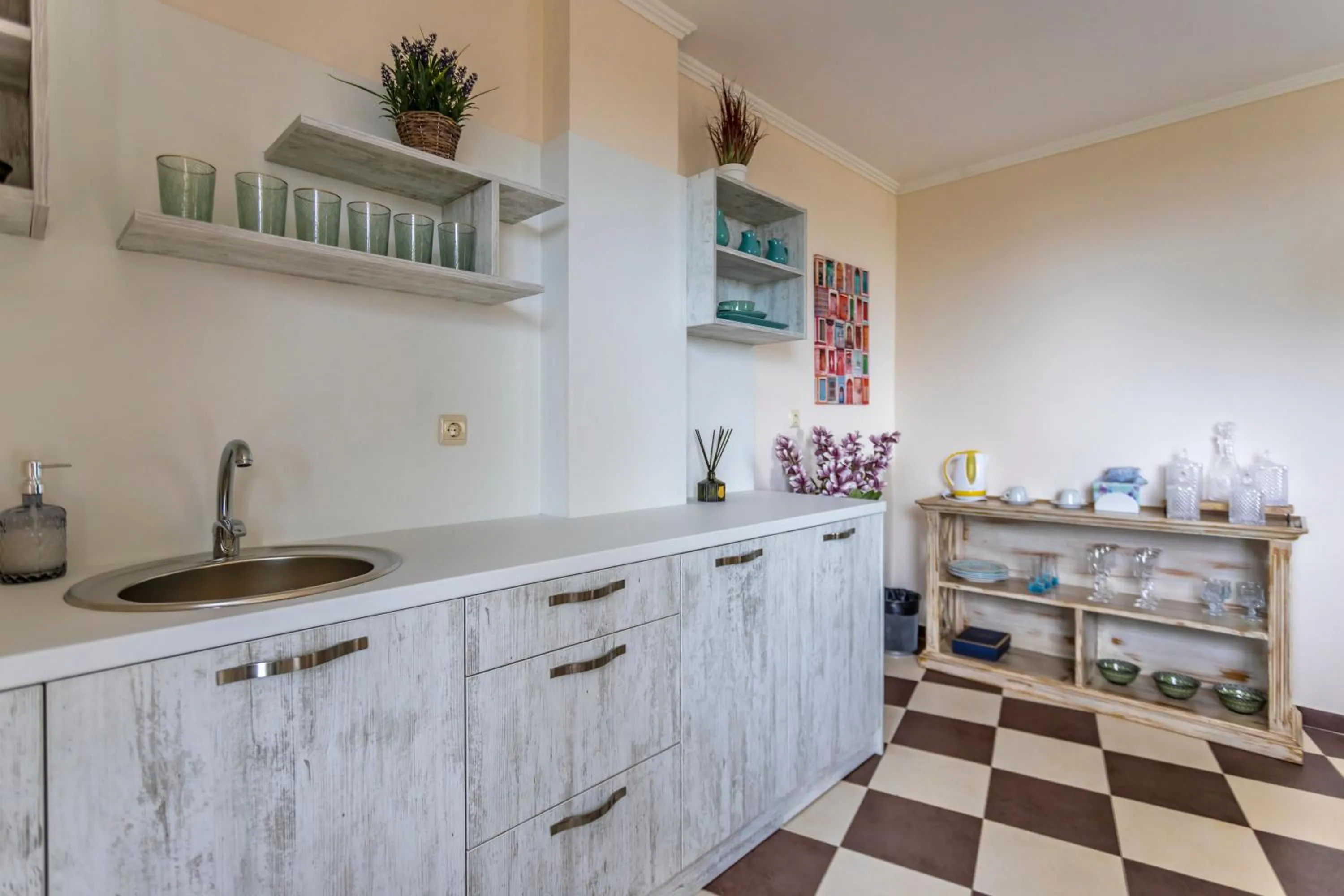 Kitchen or kitchenette in Touristic Complex Hacienda Beach Apartments Sozopol
