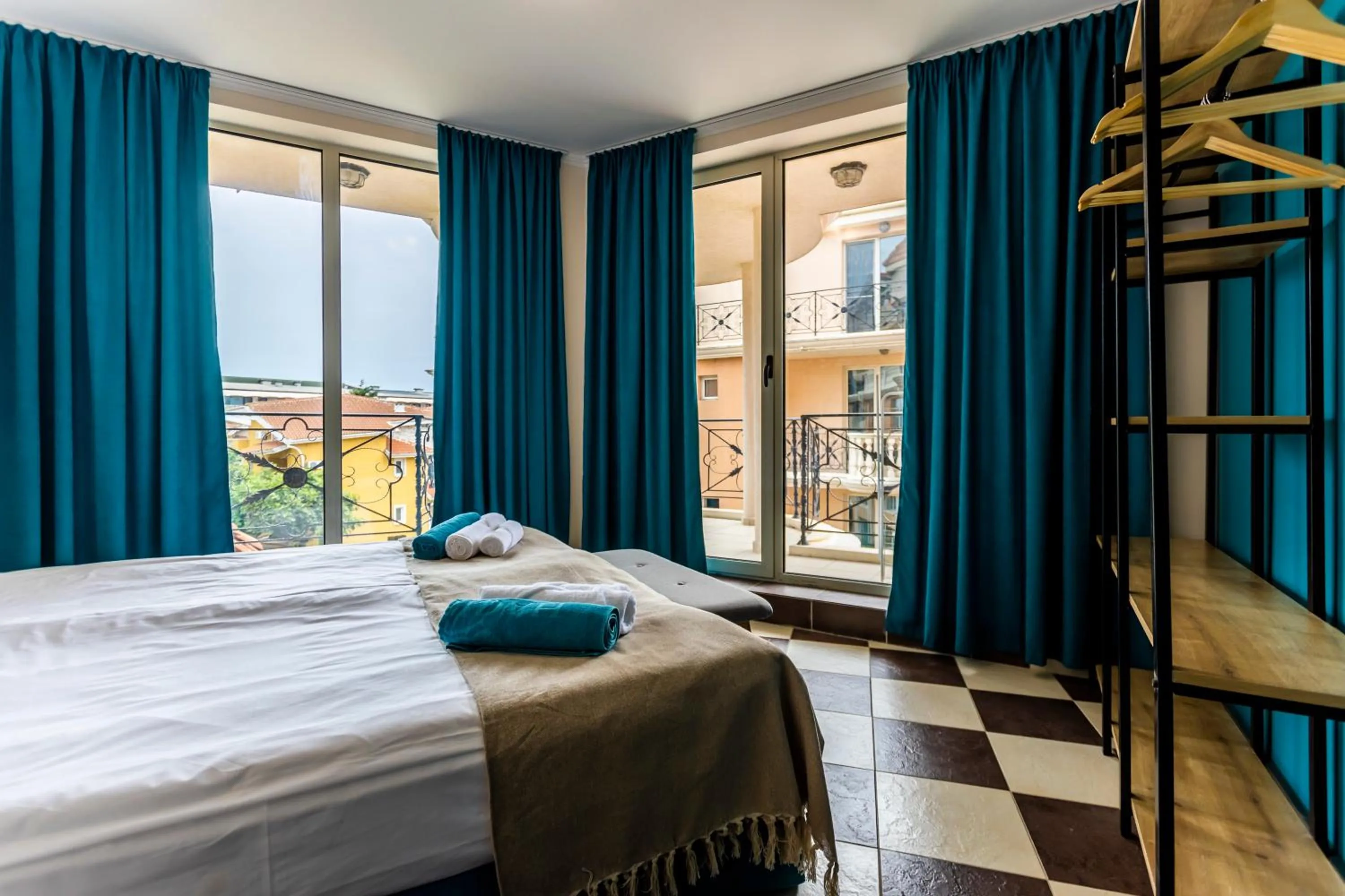 Bed in Touristic Complex Hacienda Beach Apartments Sozopol