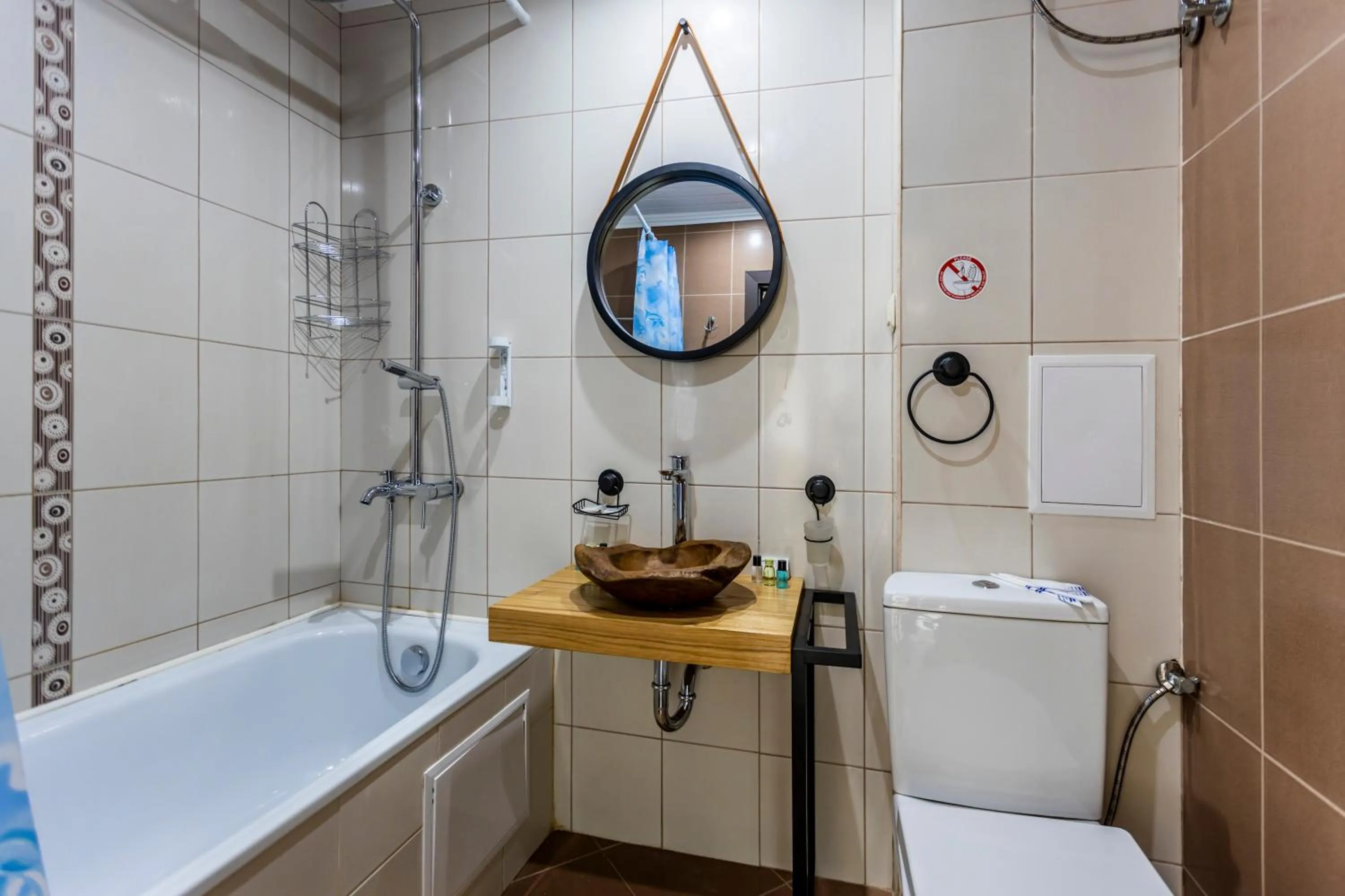 Shower in Touristic Complex Hacienda Beach Apartments Sozopol