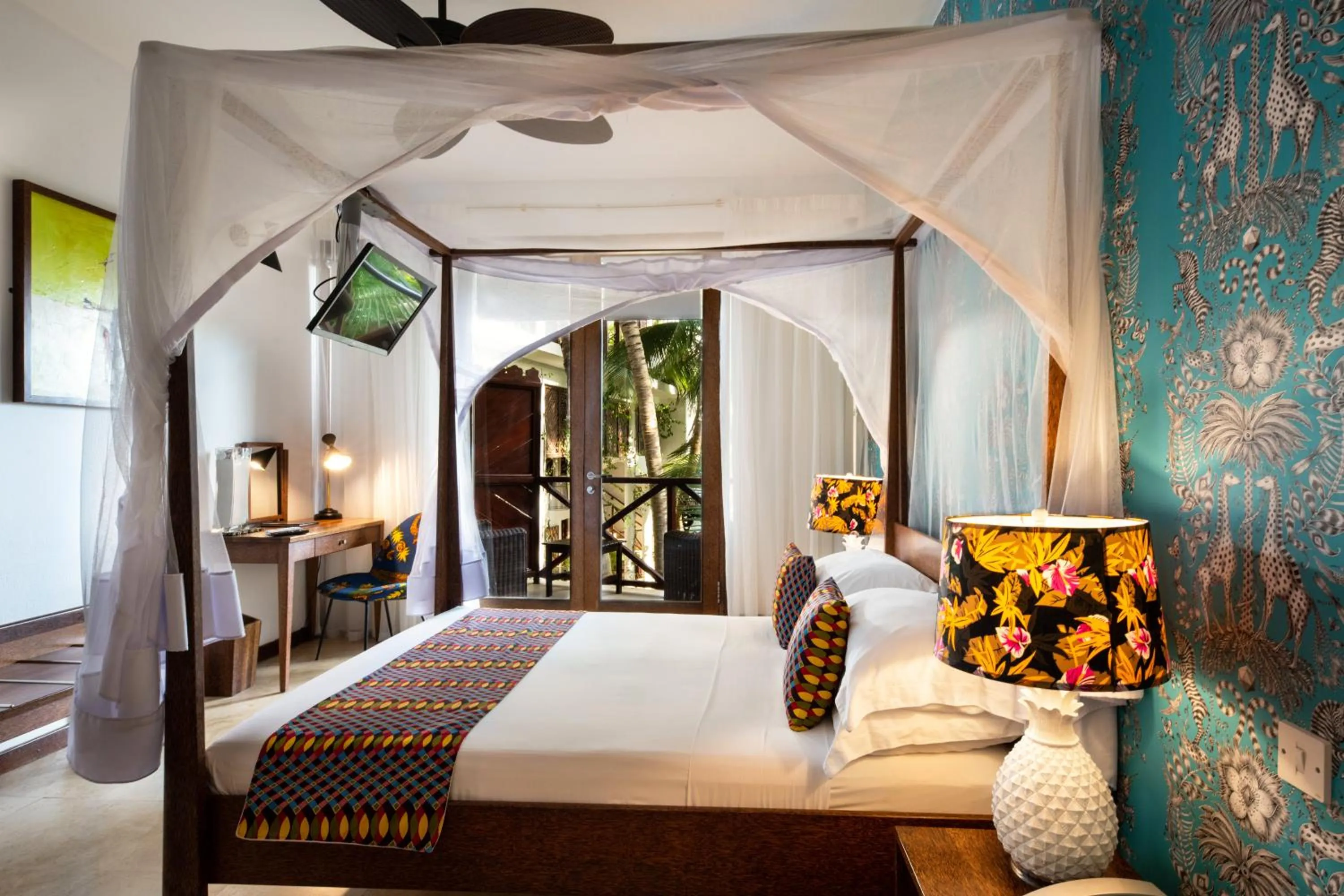 Photo of the whole room, Bed in Z Hotel & Z2 Hotel