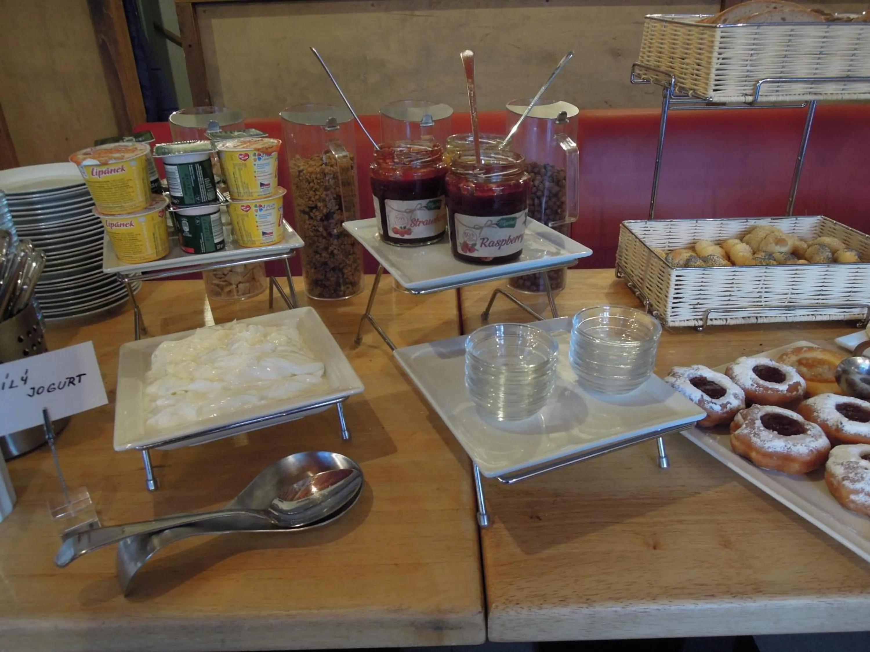 Breakfast in Hotel U Kabinky