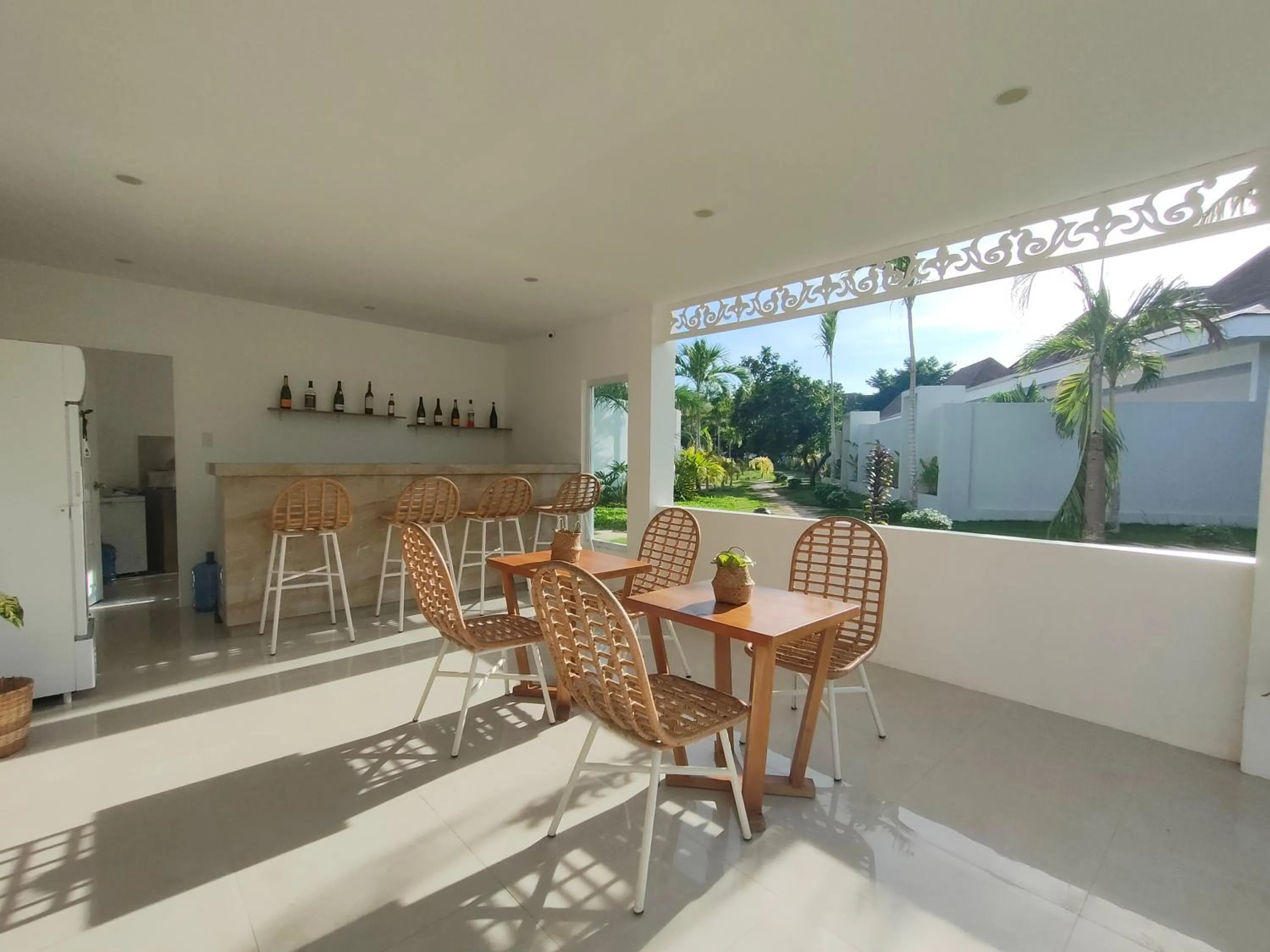 Lounge or bar in Pineale Villas, Resort and Spa