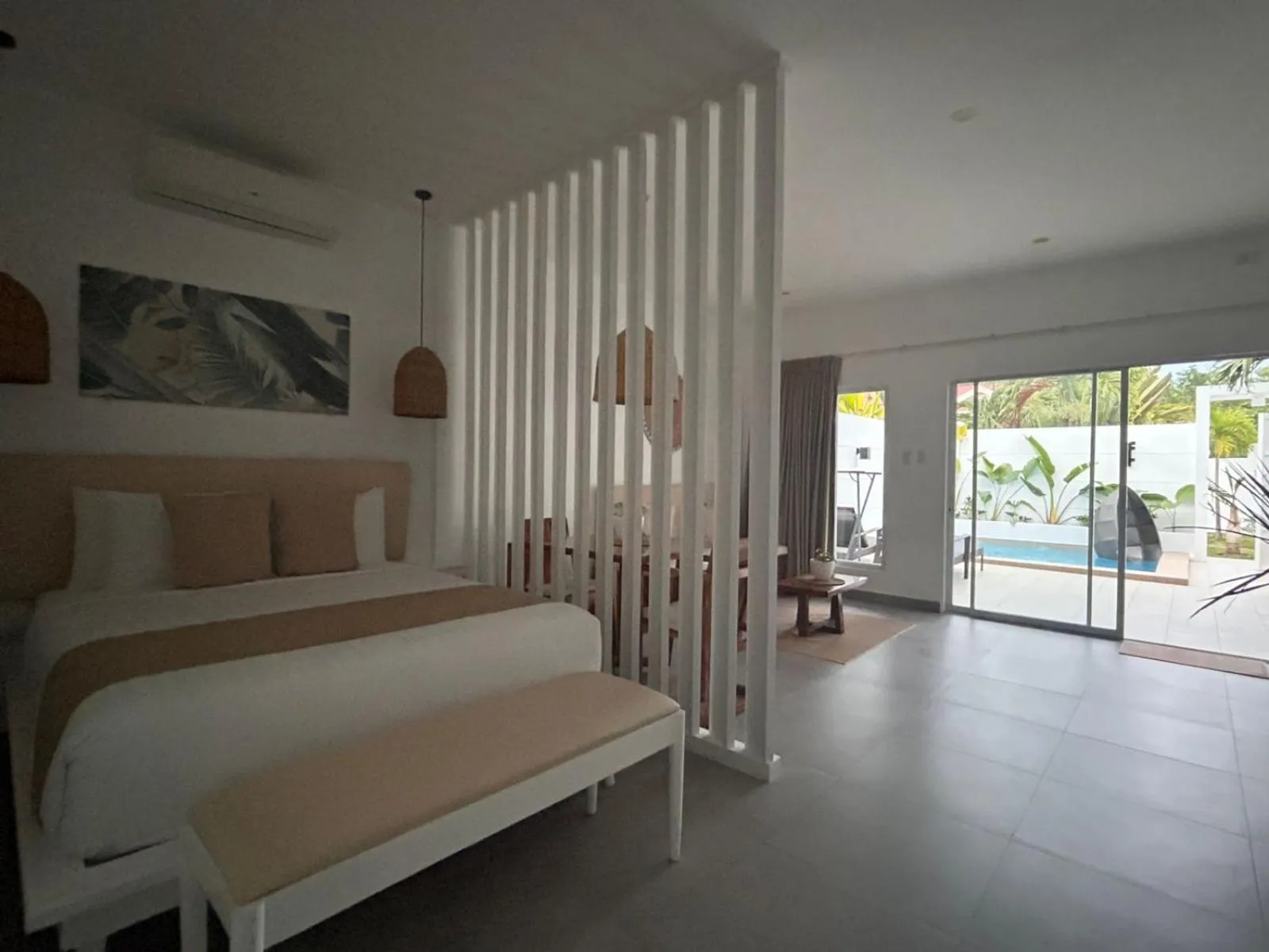 Bed in Pineale Villas, Resort and Spa