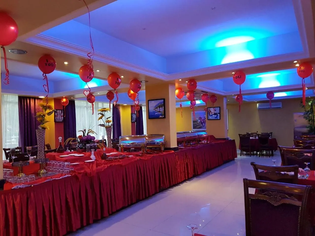 Banquet/Function facilities in Royal Gardens Hotel