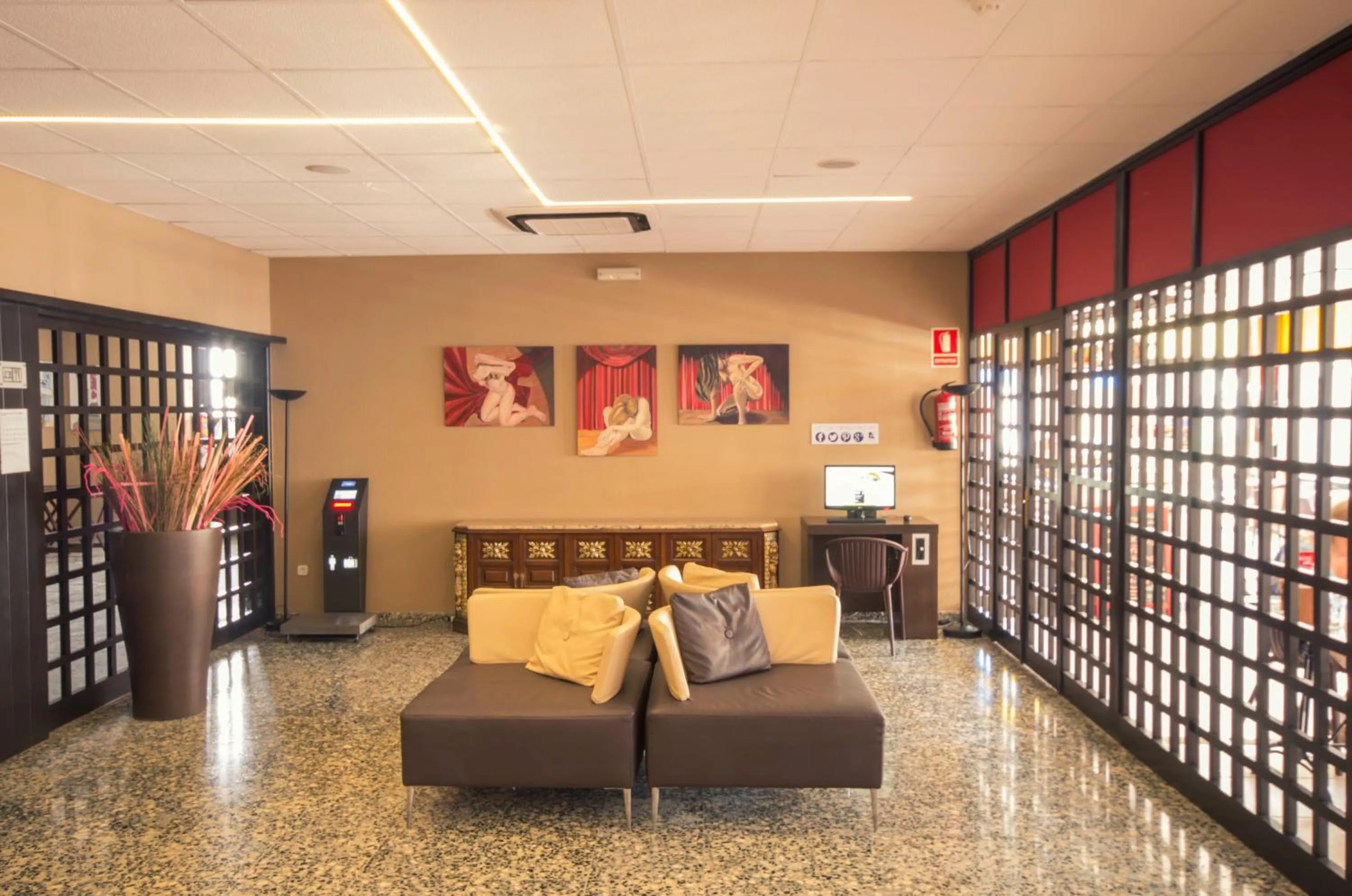 Lobby or reception in azuLine Hotel Llevant