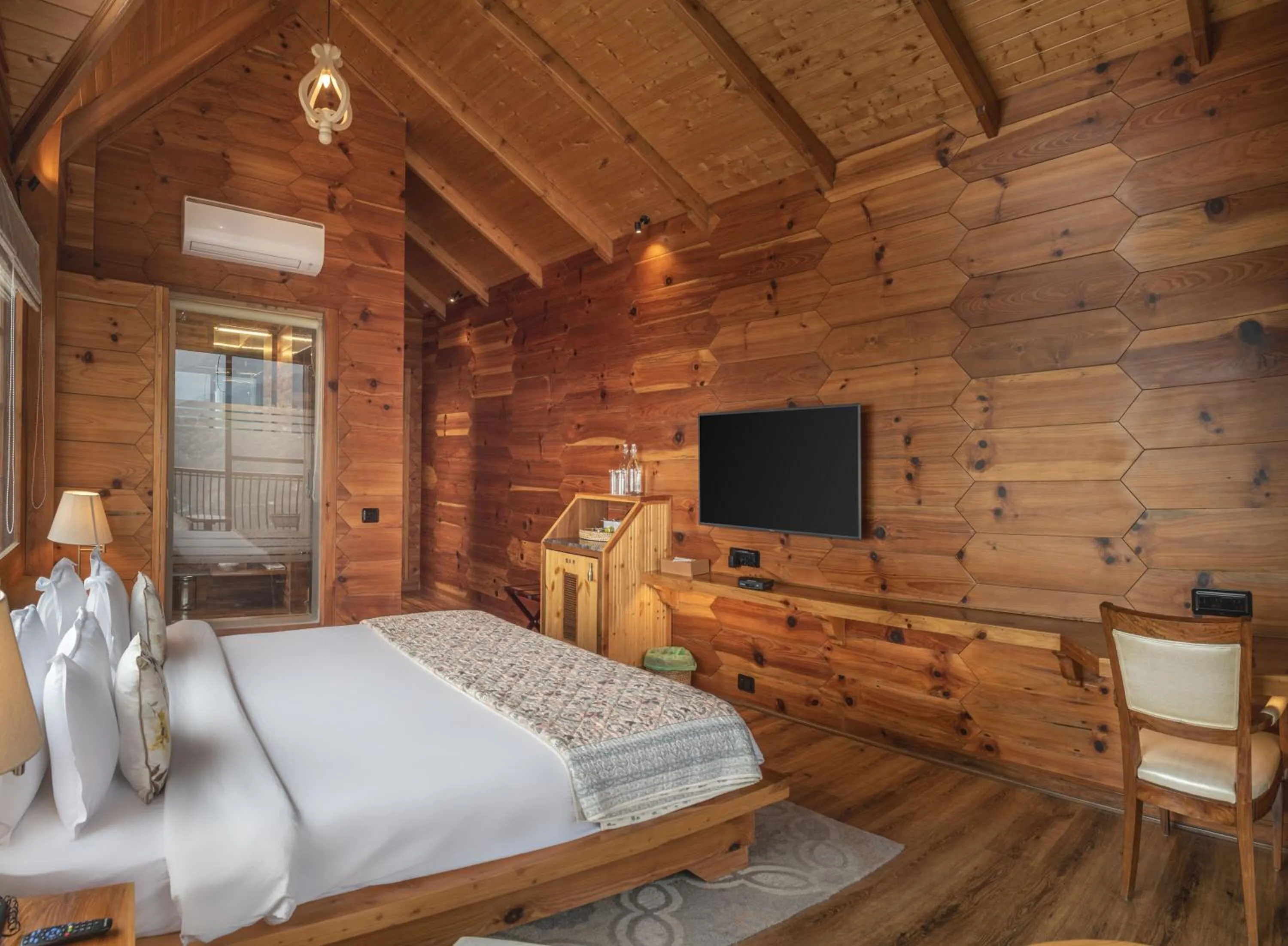 Bed in Echor Mandara TreeVilla Dharamshala