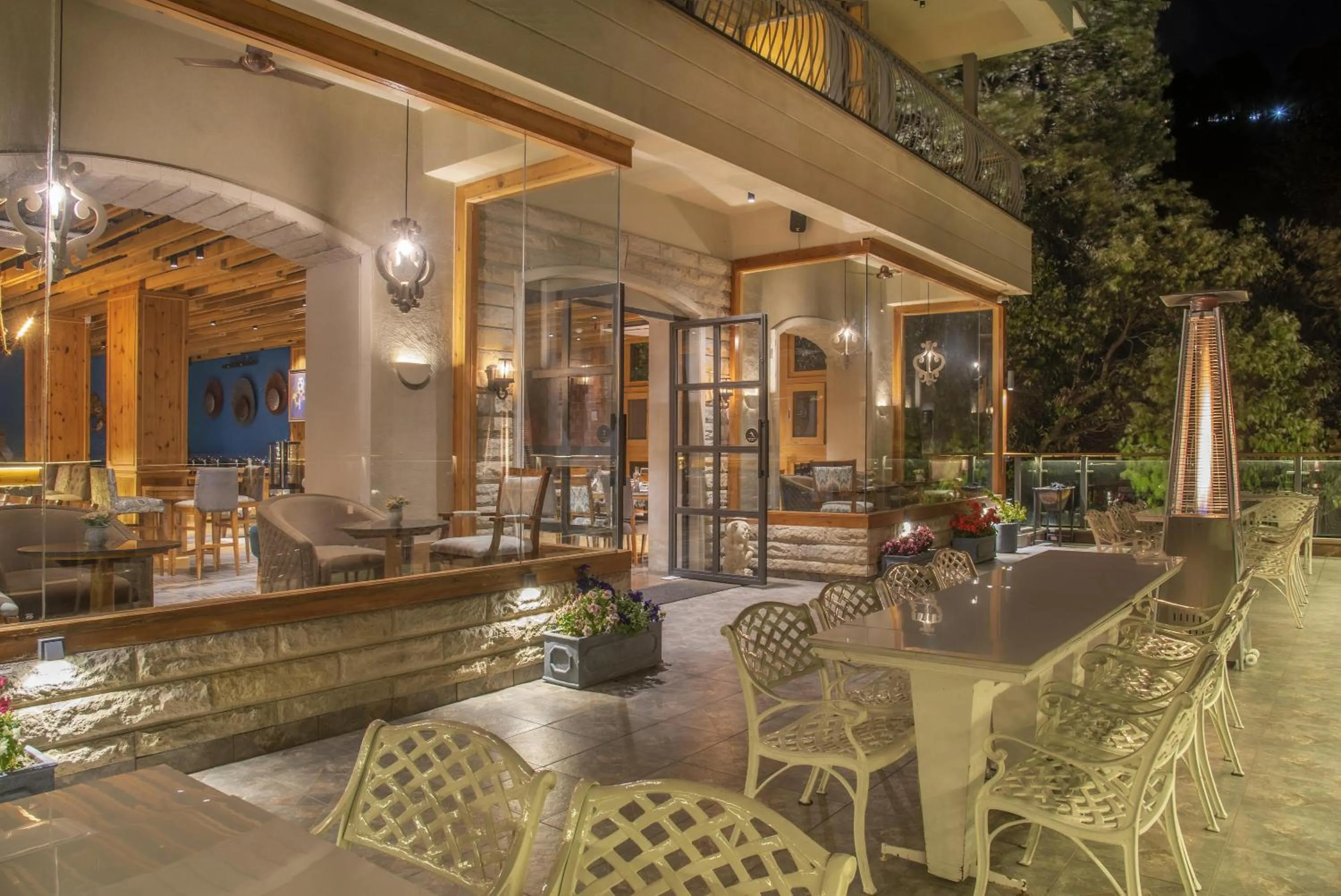 Restaurant/places to eat in Echor Mandara TreeVilla Dharamshala