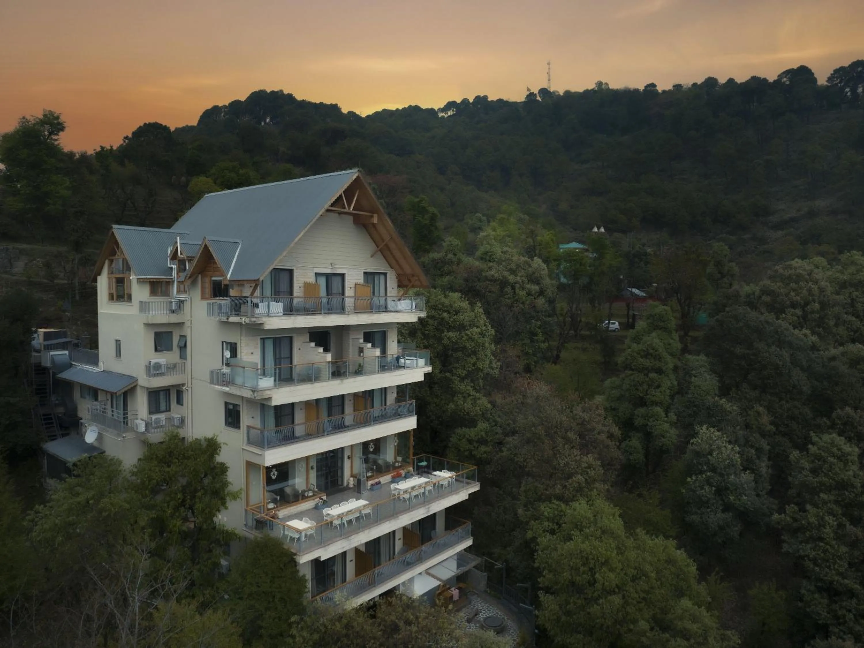 Property building in Echor Mandara TreeVilla Dharamshala