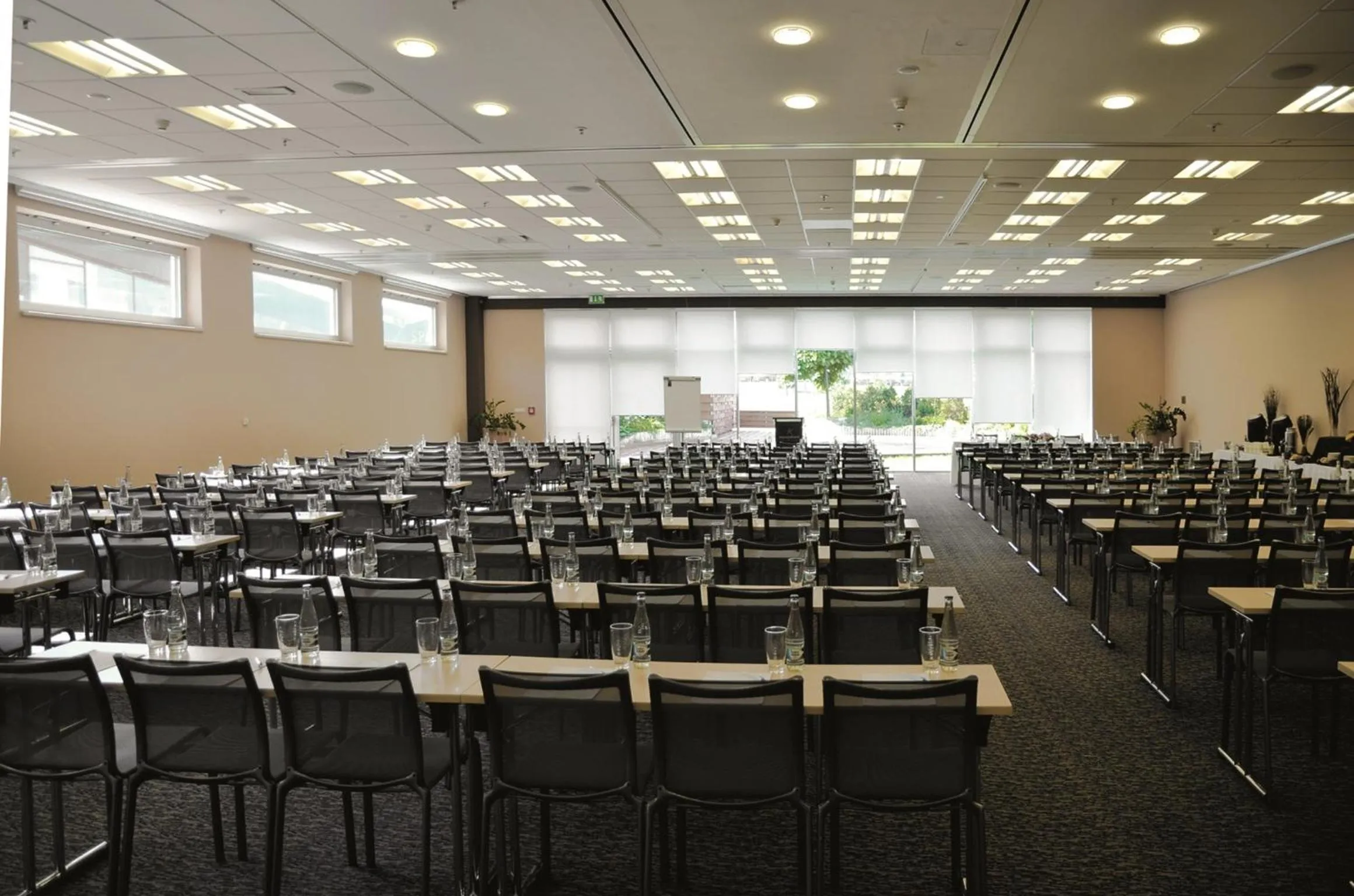 Business facilities in Aquapalace Hotel Prague