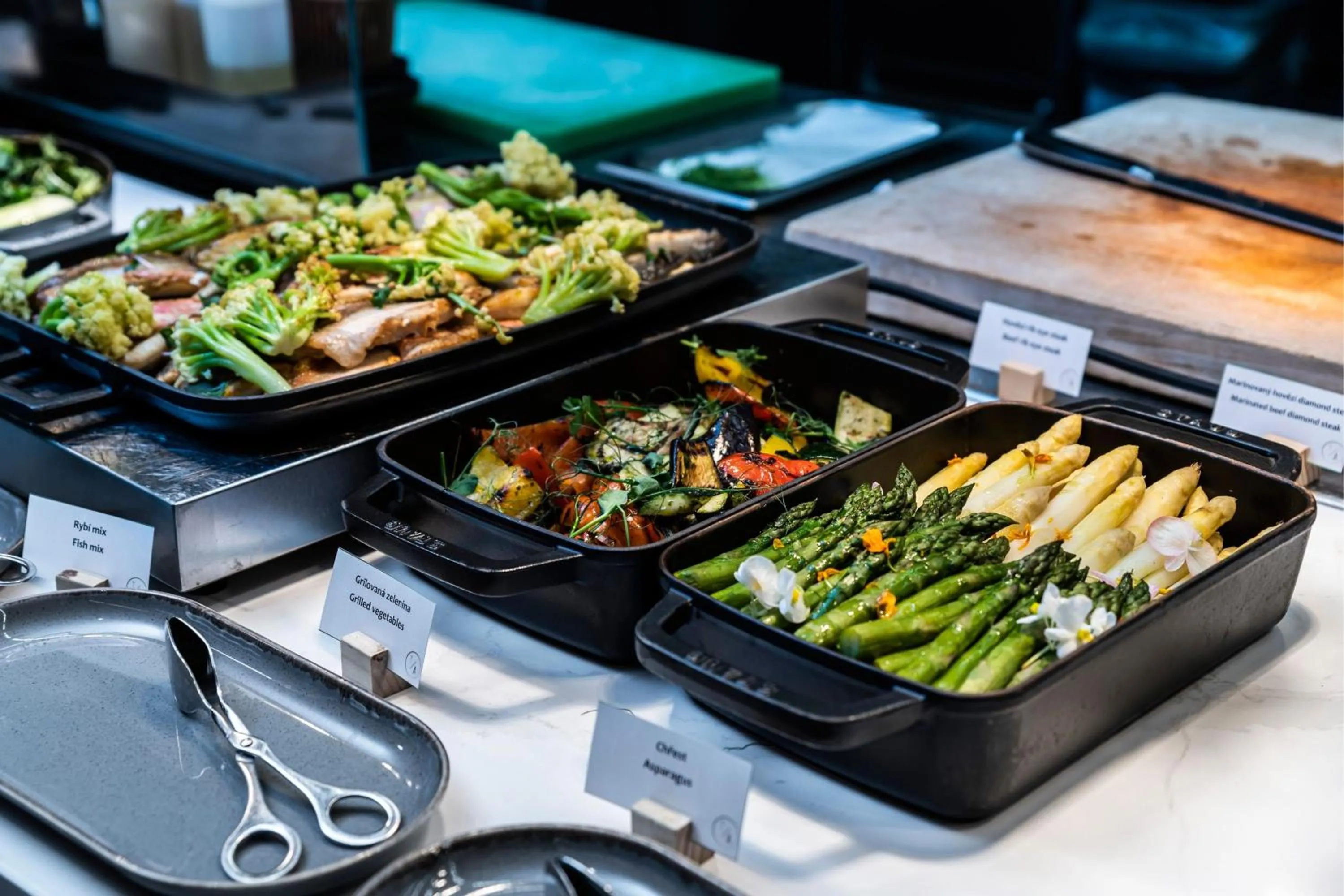 Restaurant/places to eat in Prague Marriott Hotel