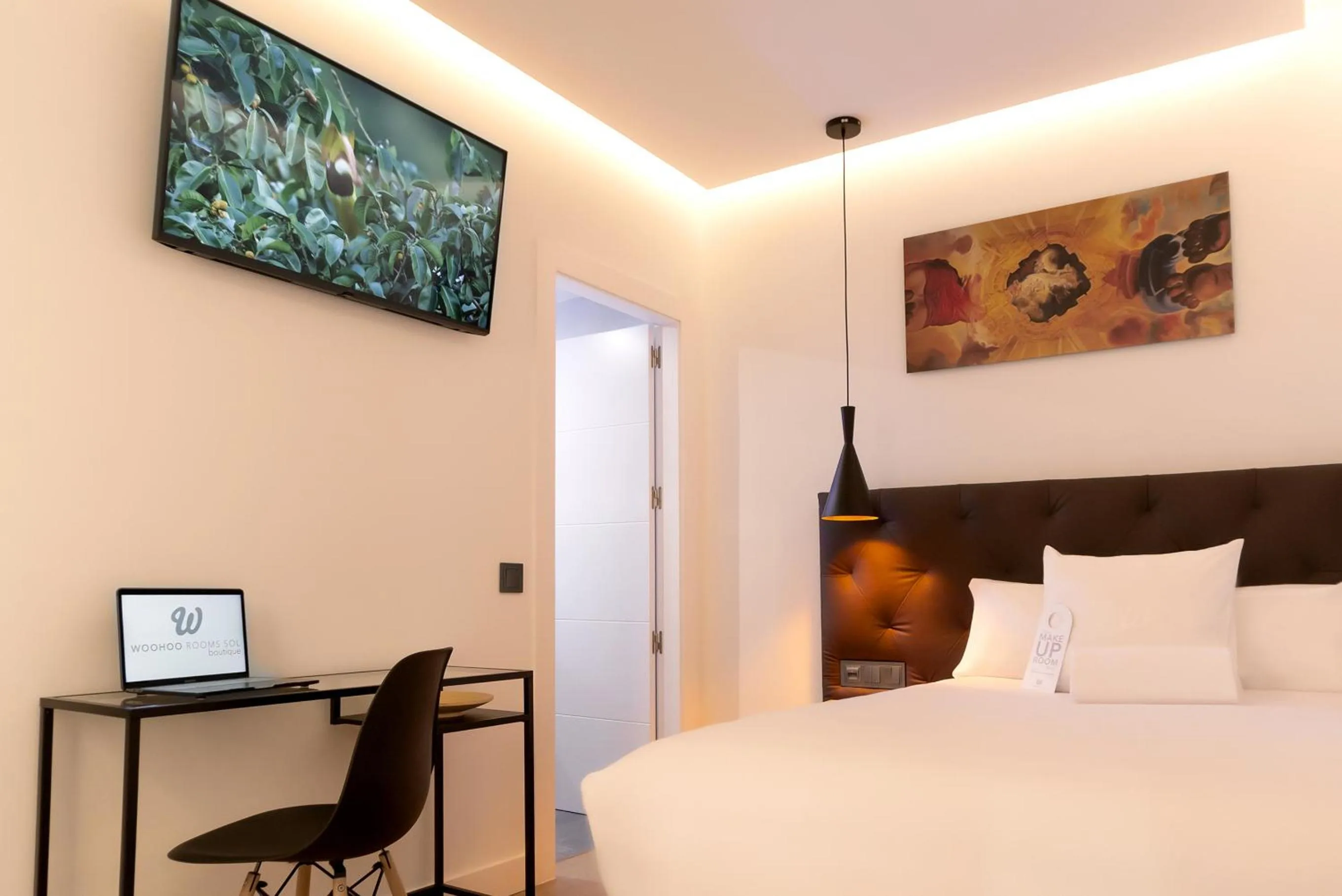 TV and multimedia, Bed in Woohoo Rooms Boutique Sol
