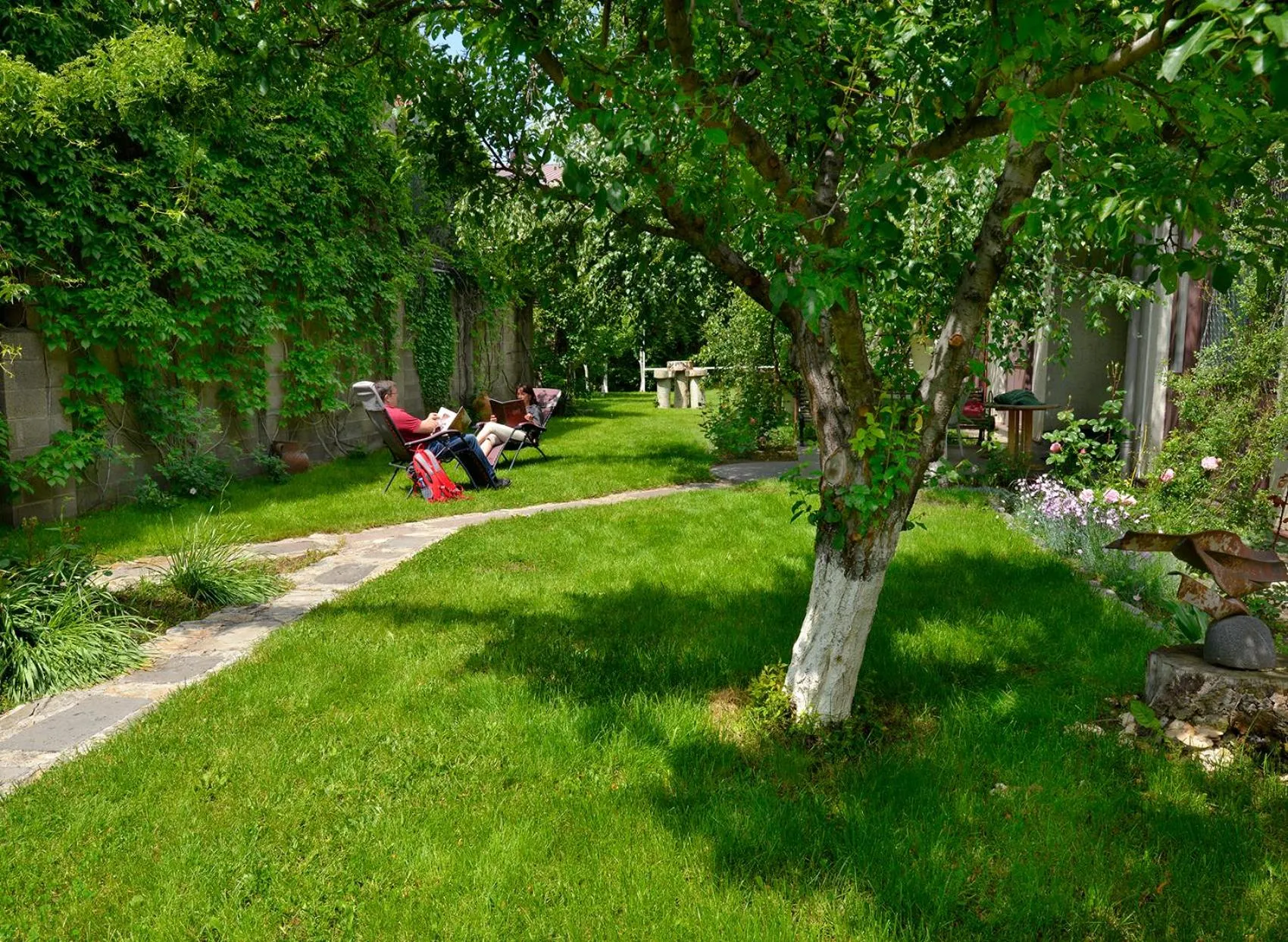 People in Berlin ART Hotel