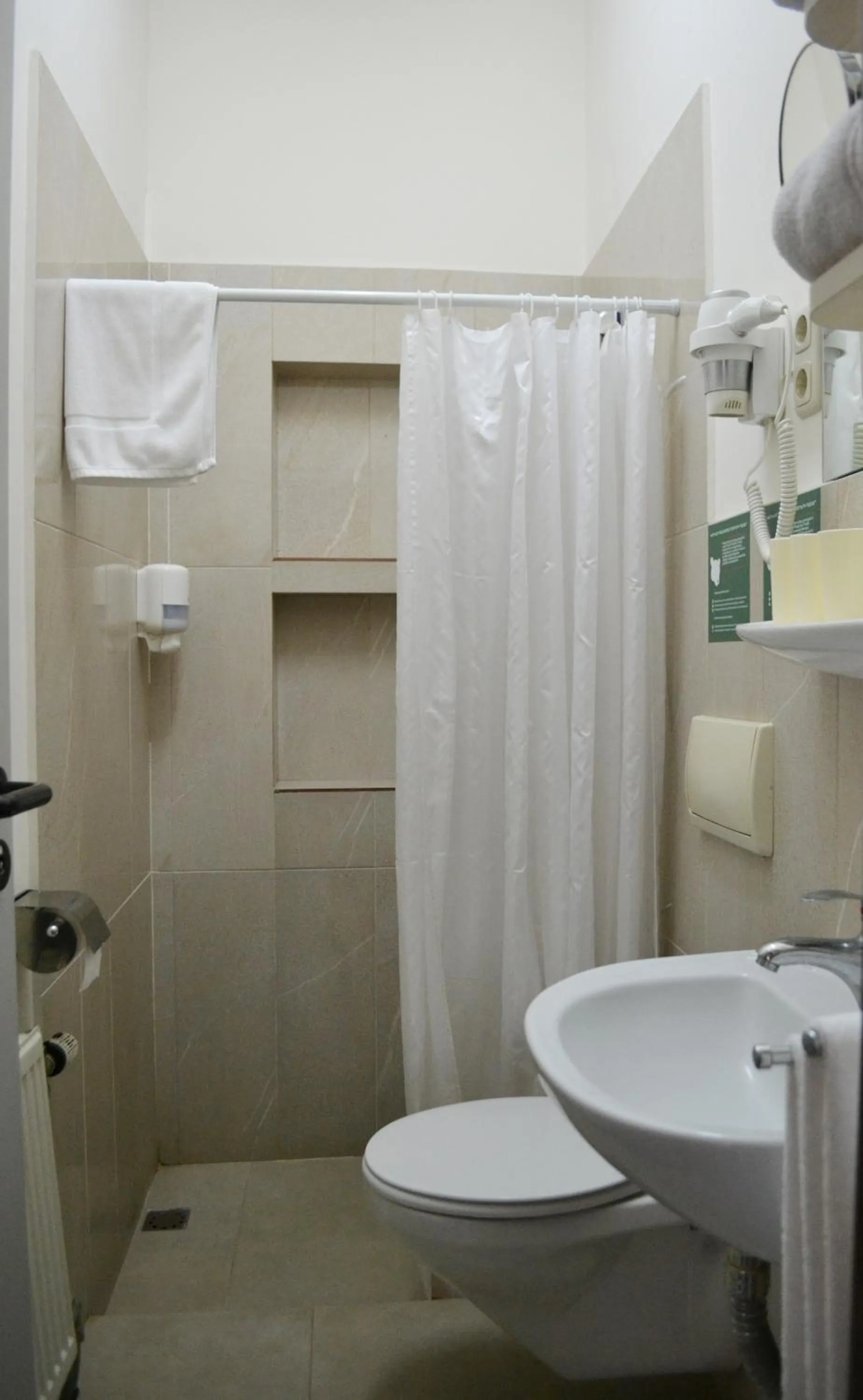 Bathroom in Berlin ART Hotel