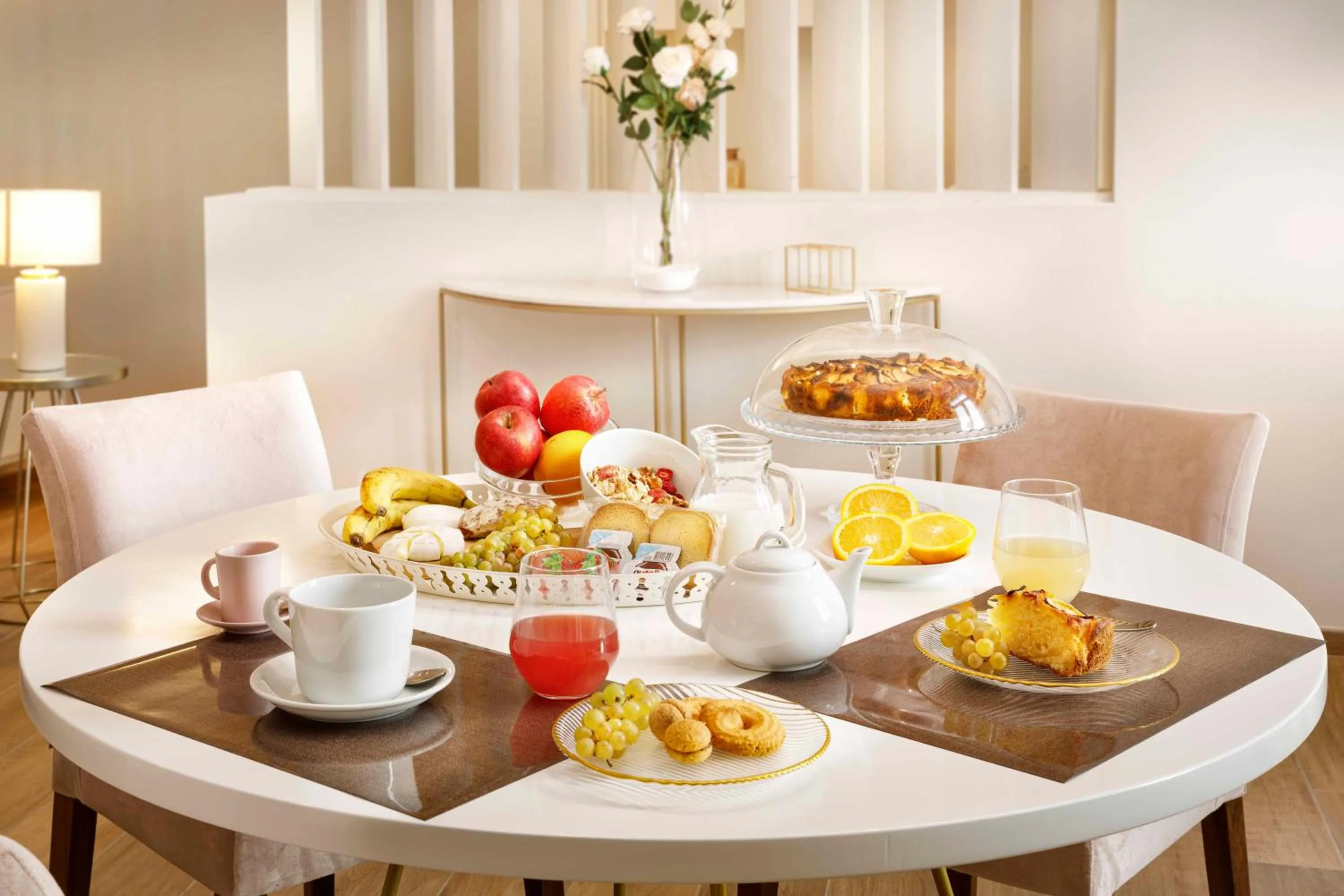 Dining area in Villa Gremì - Monforte d'Alba