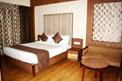 HOTEL KRRISH HOTEL KRRISH