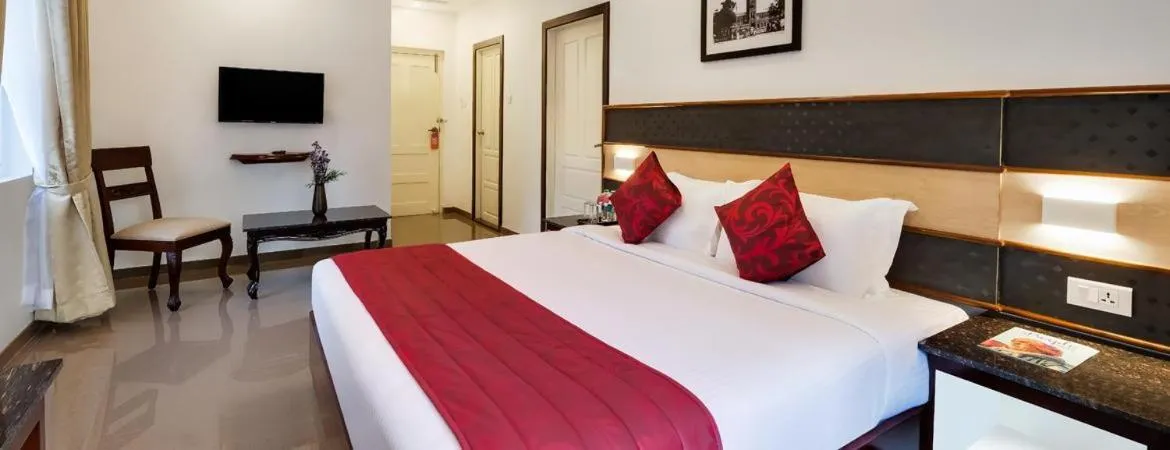 Bedroom, Bed in Lemon Grass Inn