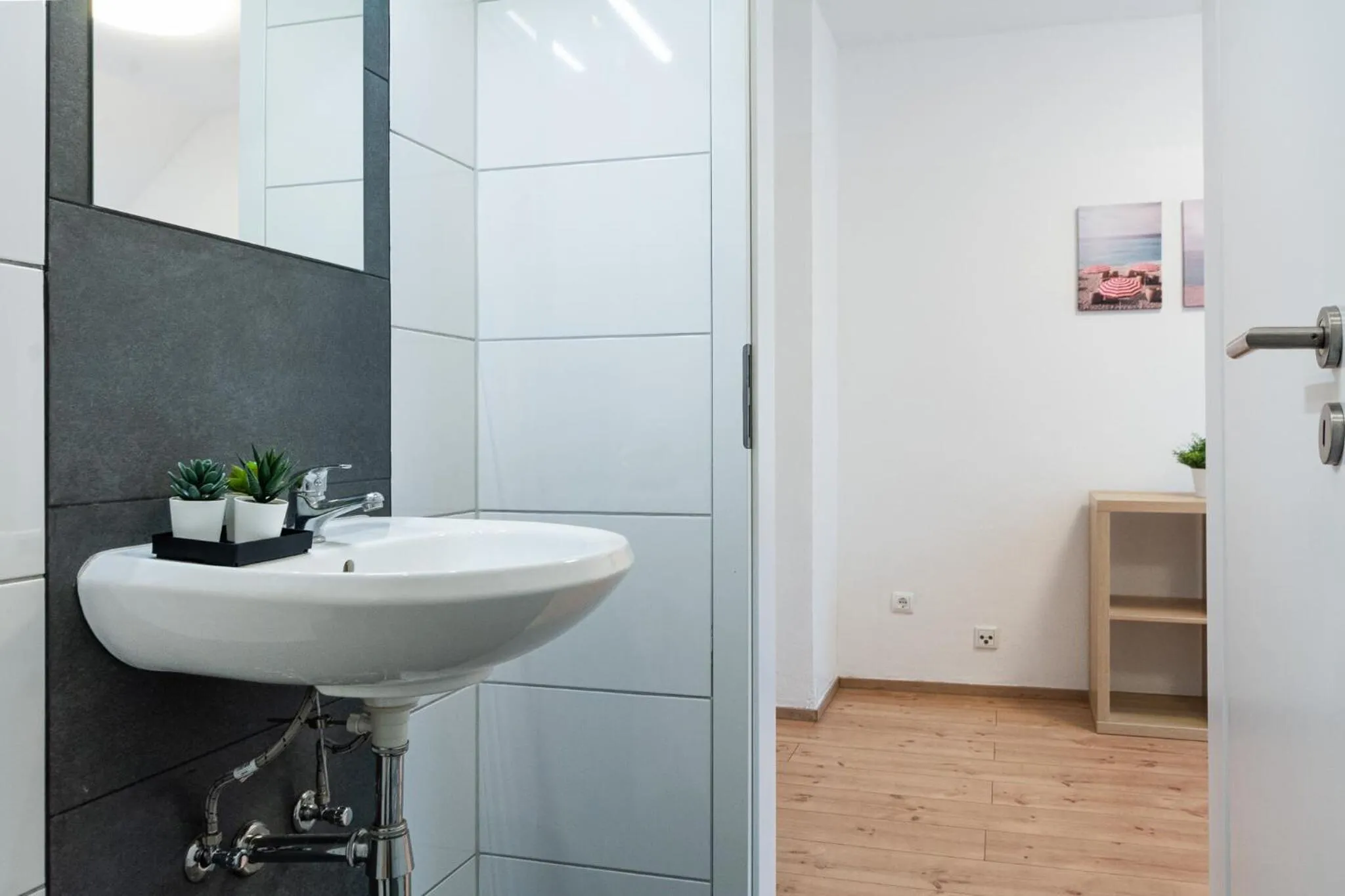 Toilet in T&K Apartments - Apartments 20 Min to MESSE DUS