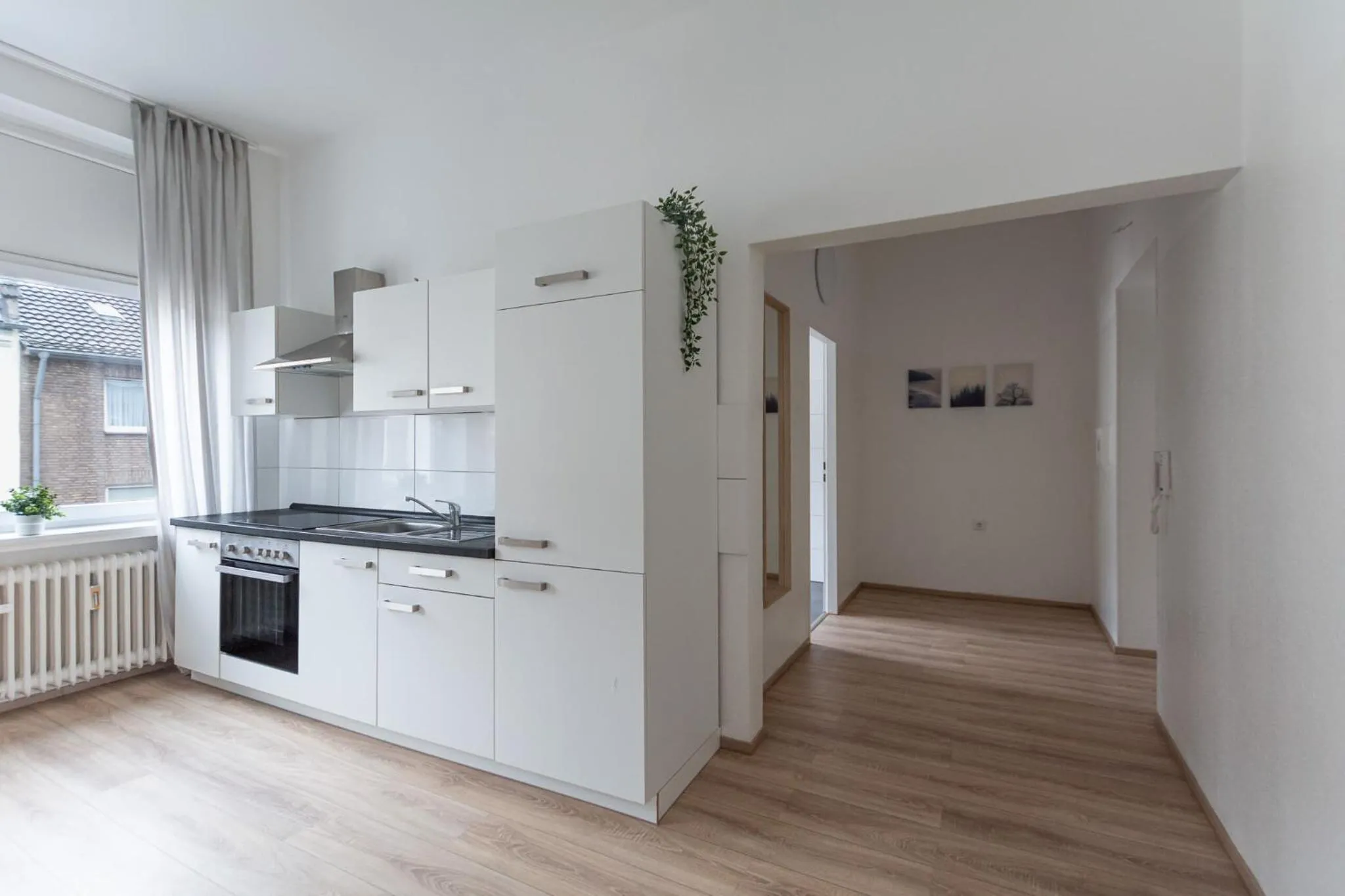 Kitchen or kitchenette in T&K Apartments - Apartments 20 Min to MESSE DUS