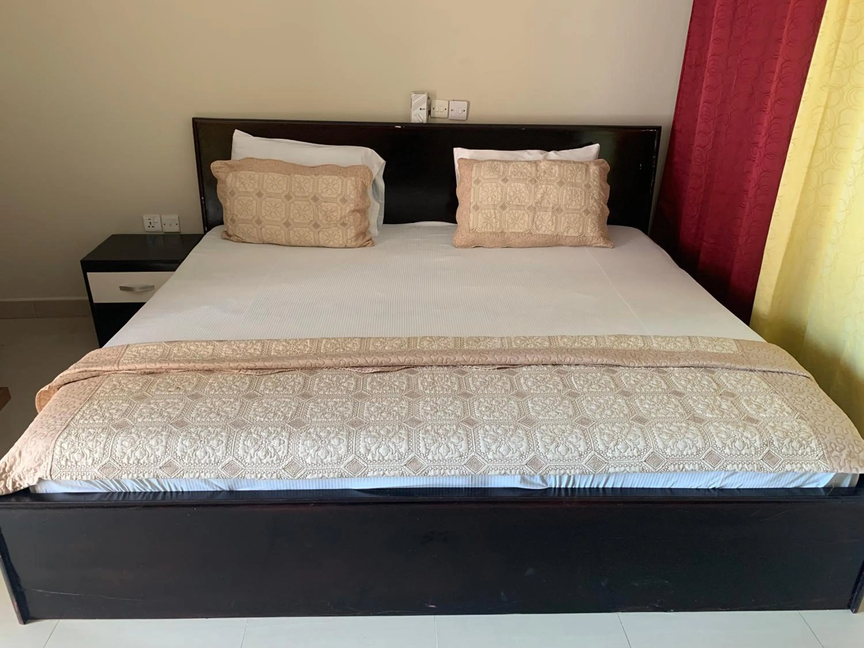 Bed in SWATSON HOTEL