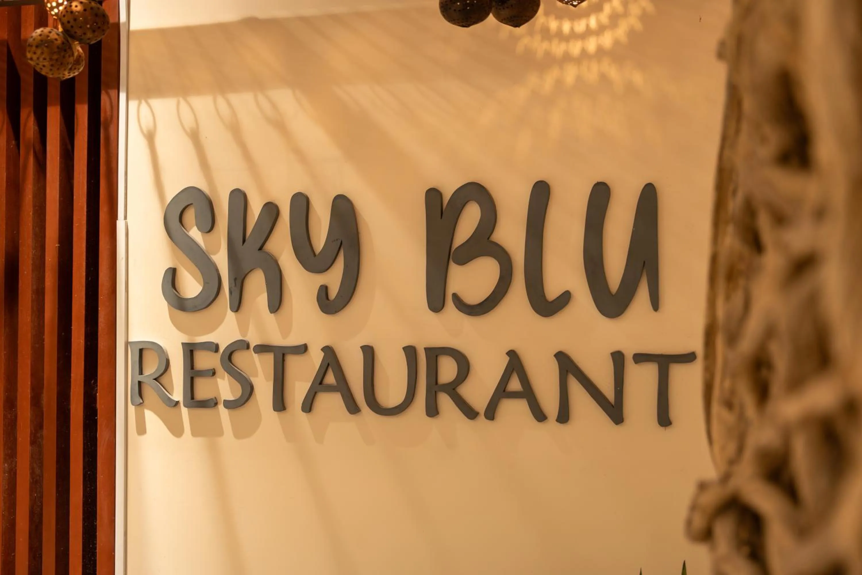 Restaurant/places to eat in Sky Beach Maldives - Dhiffushi