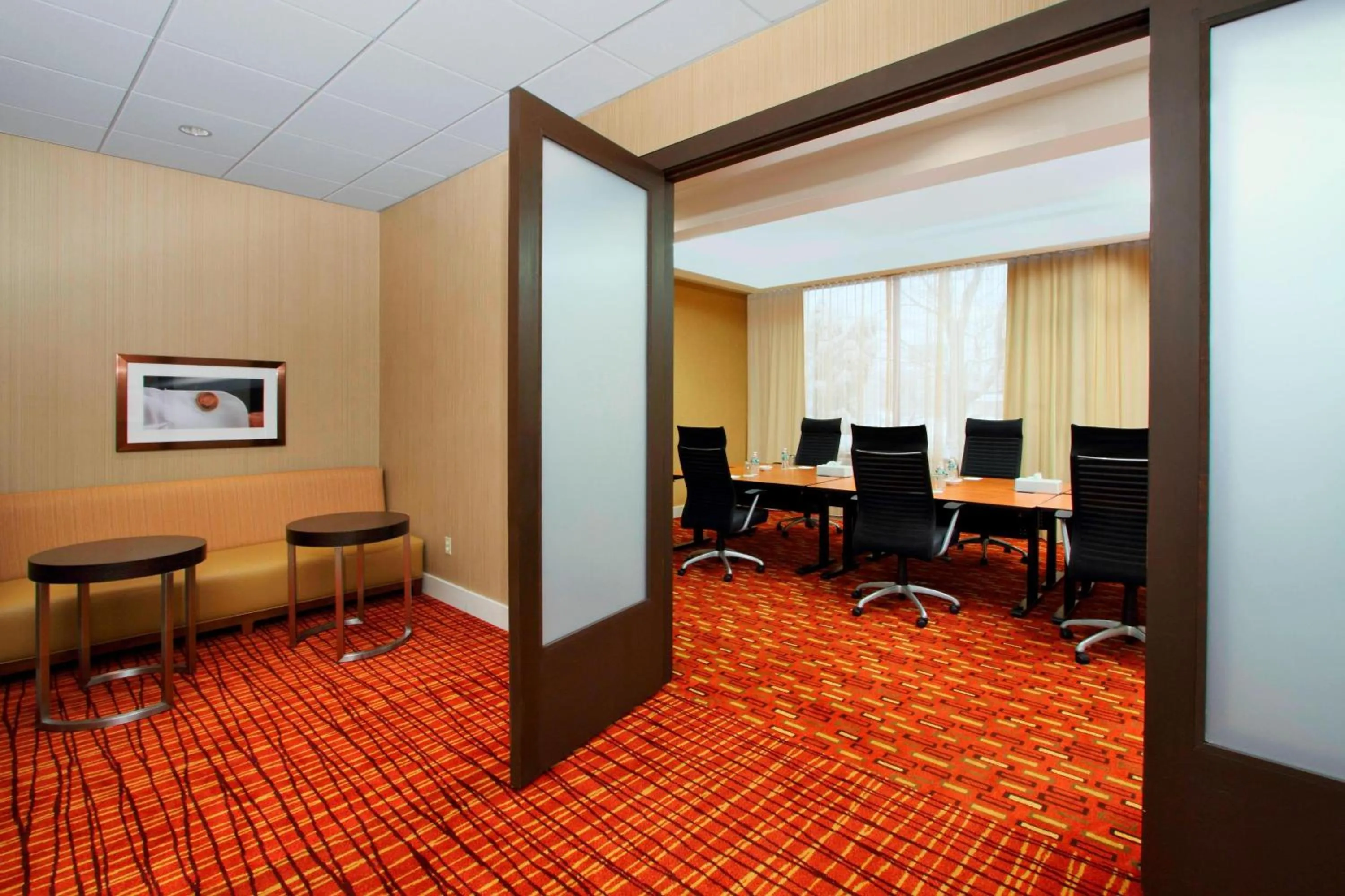 Meeting/conference room in Courtyard by Marriott Lyndhurst/Meadowlands