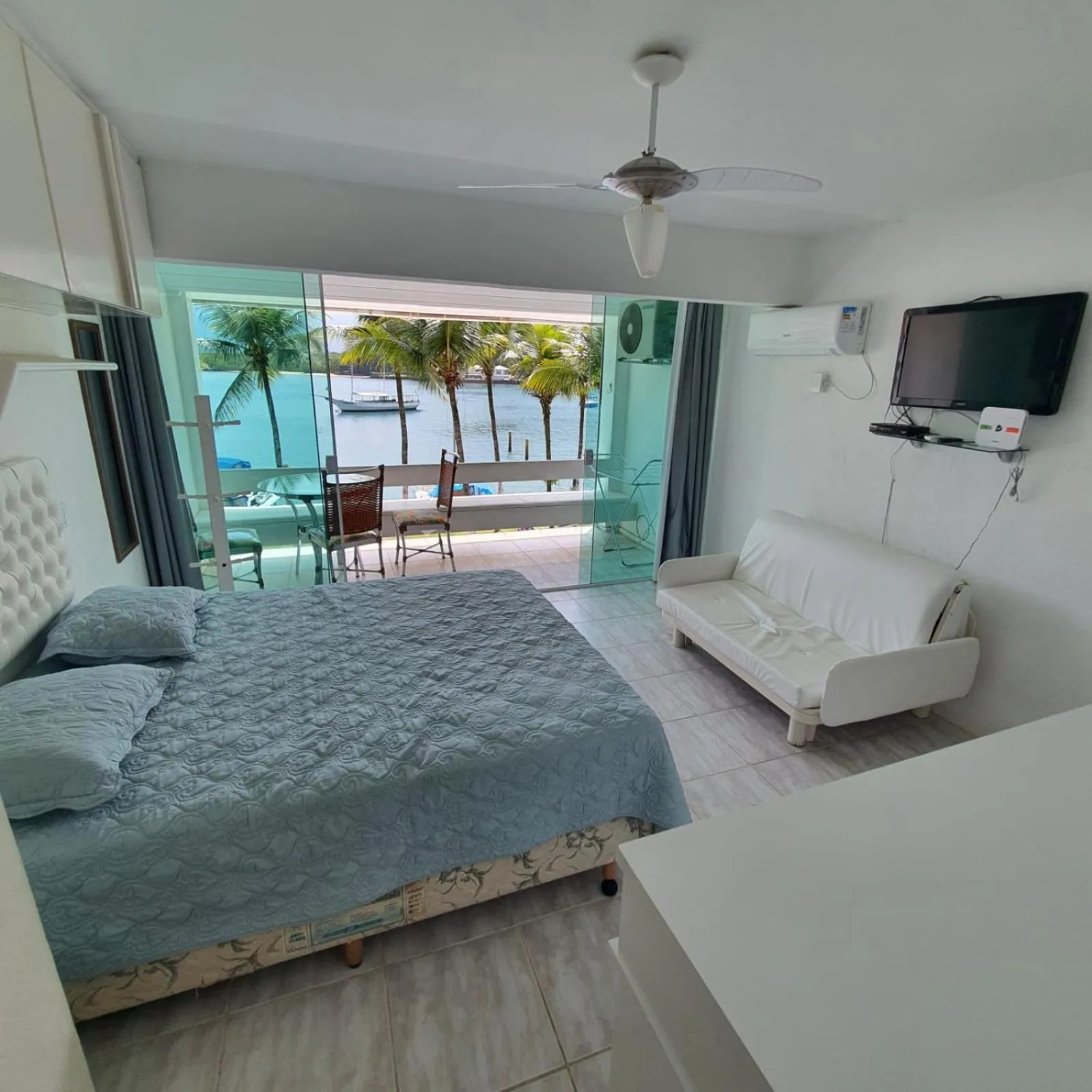 Condominio Aquarius 1