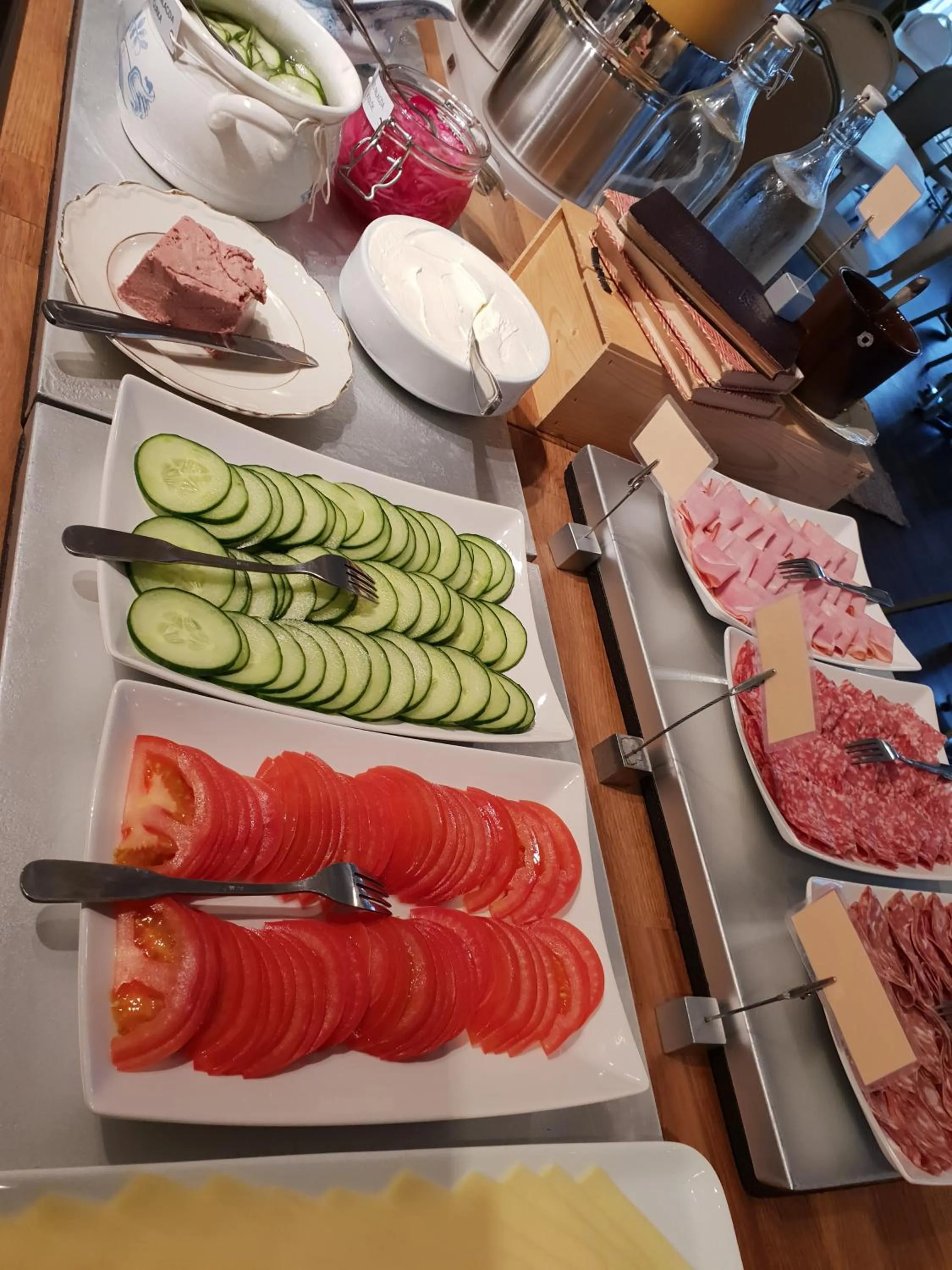 Buffet breakfast in Grenna Hotell
