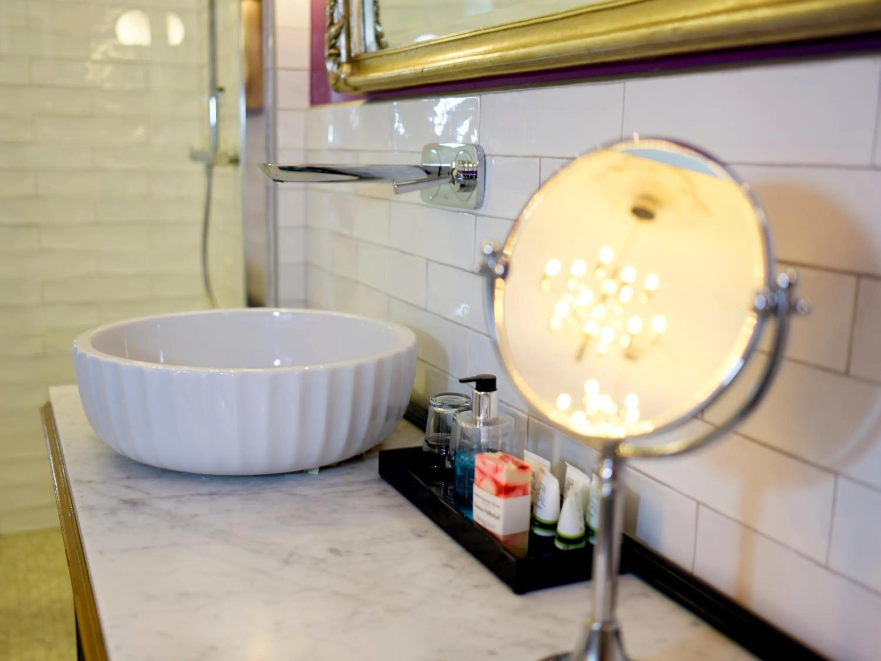 Shower in Grenna Hotell