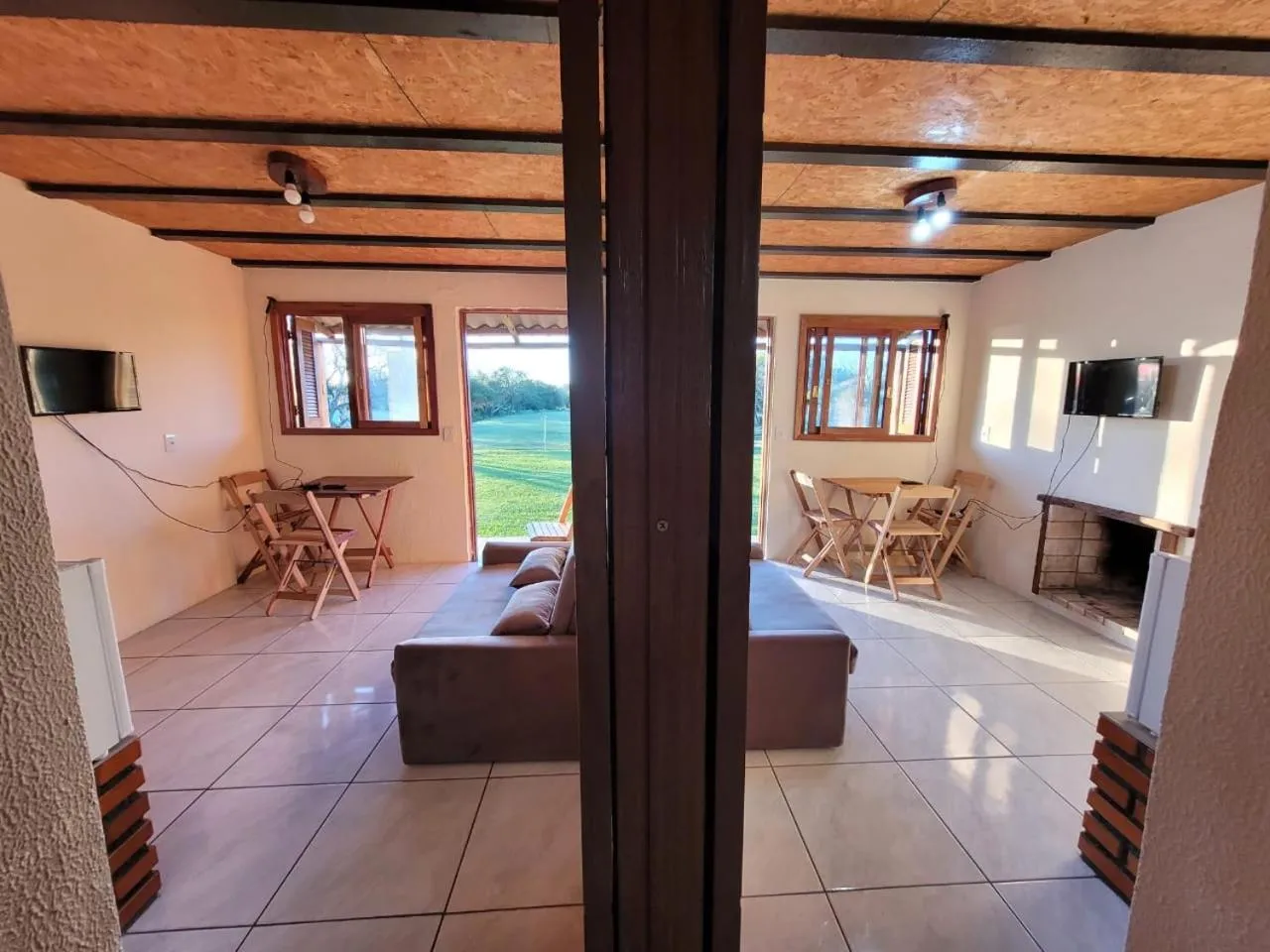 Pousada e Lazer MARICÁ