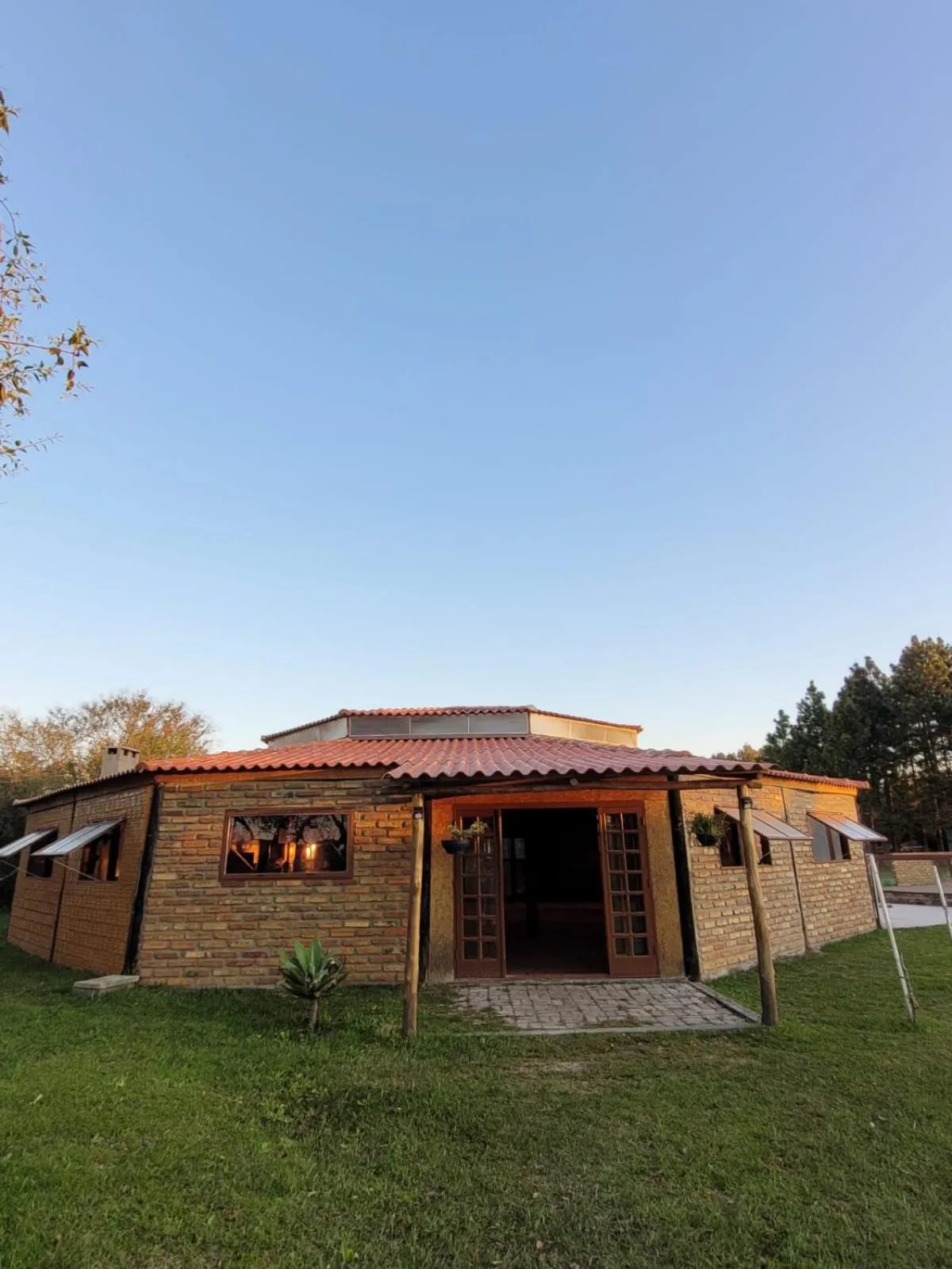 Pousada e Lazer MARICÁ