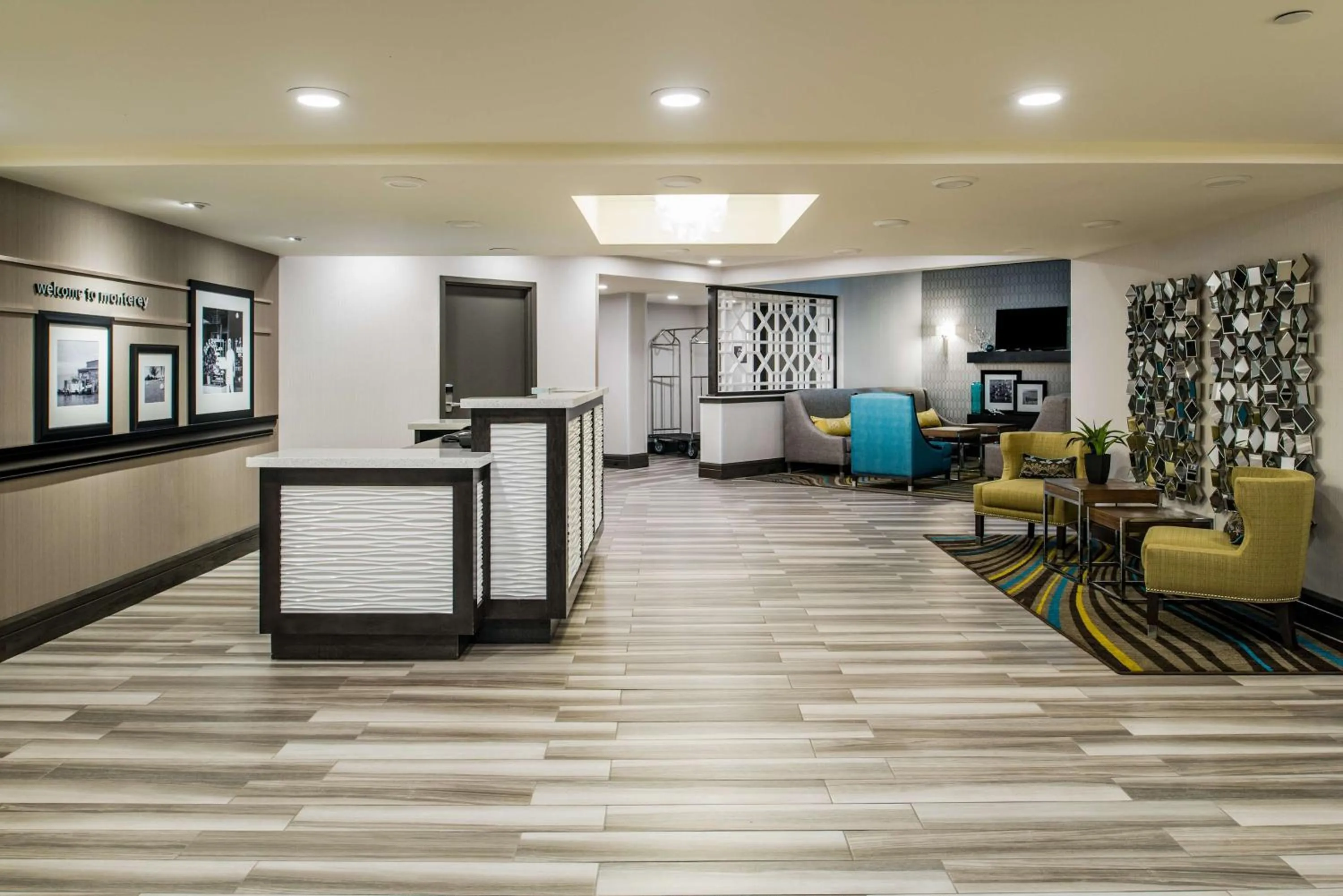 Lobby or reception in Hampton Inn Monterey