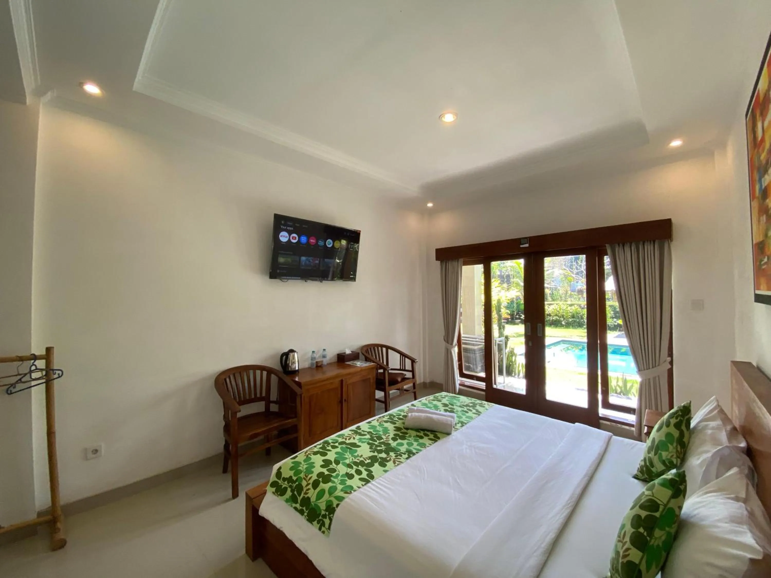 TV and multimedia, Bed in Green Padma Ubud
