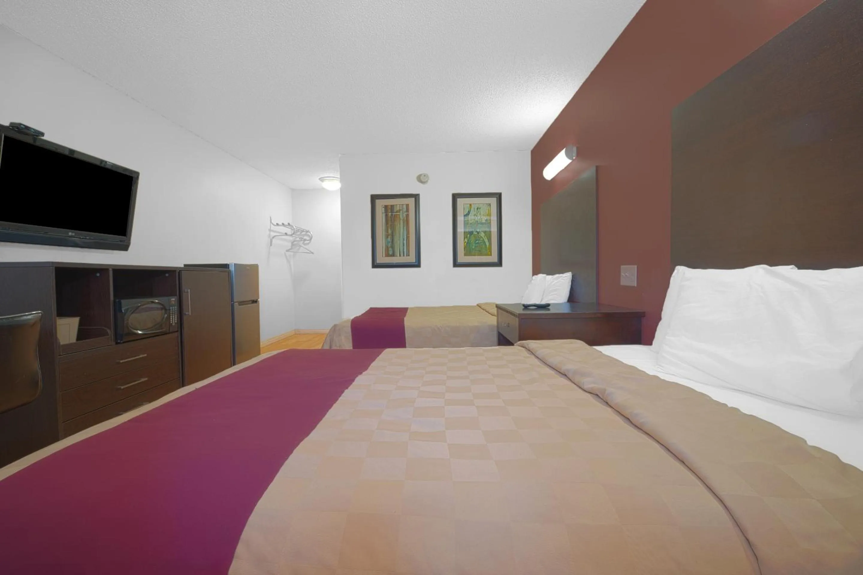 Bedroom, Bed in Mojave Hotel