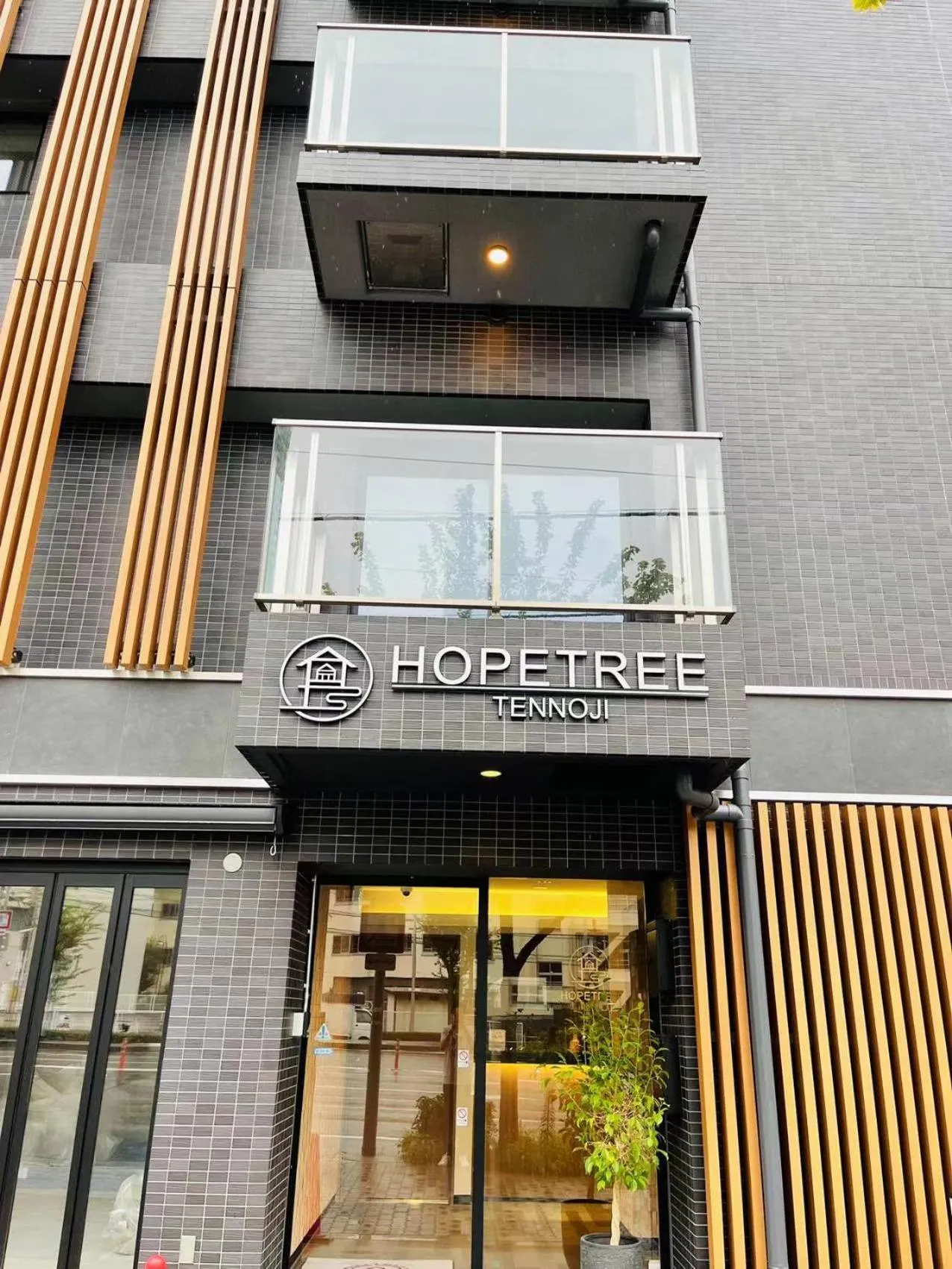 Property building in HOPETREE Tennoji