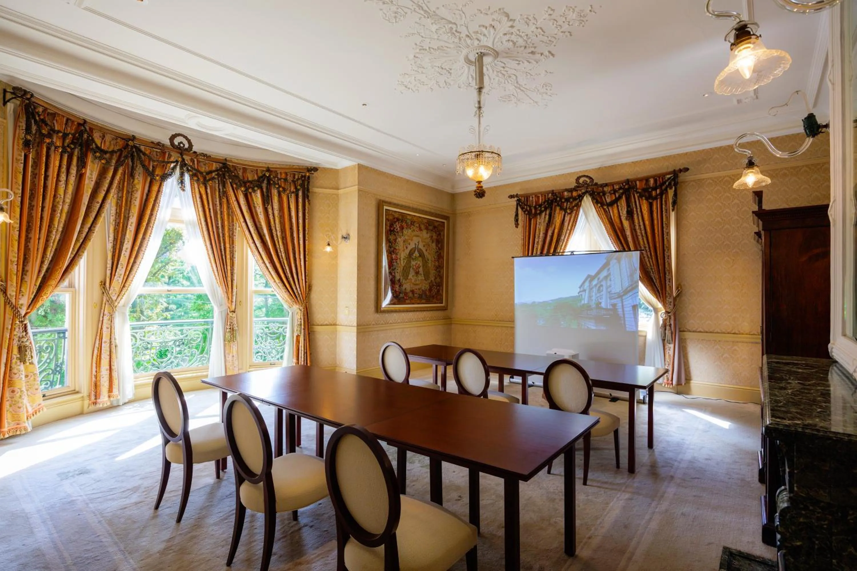 Dining area in Hotel Chourakukan Kyoto Gion 長楽館 京都