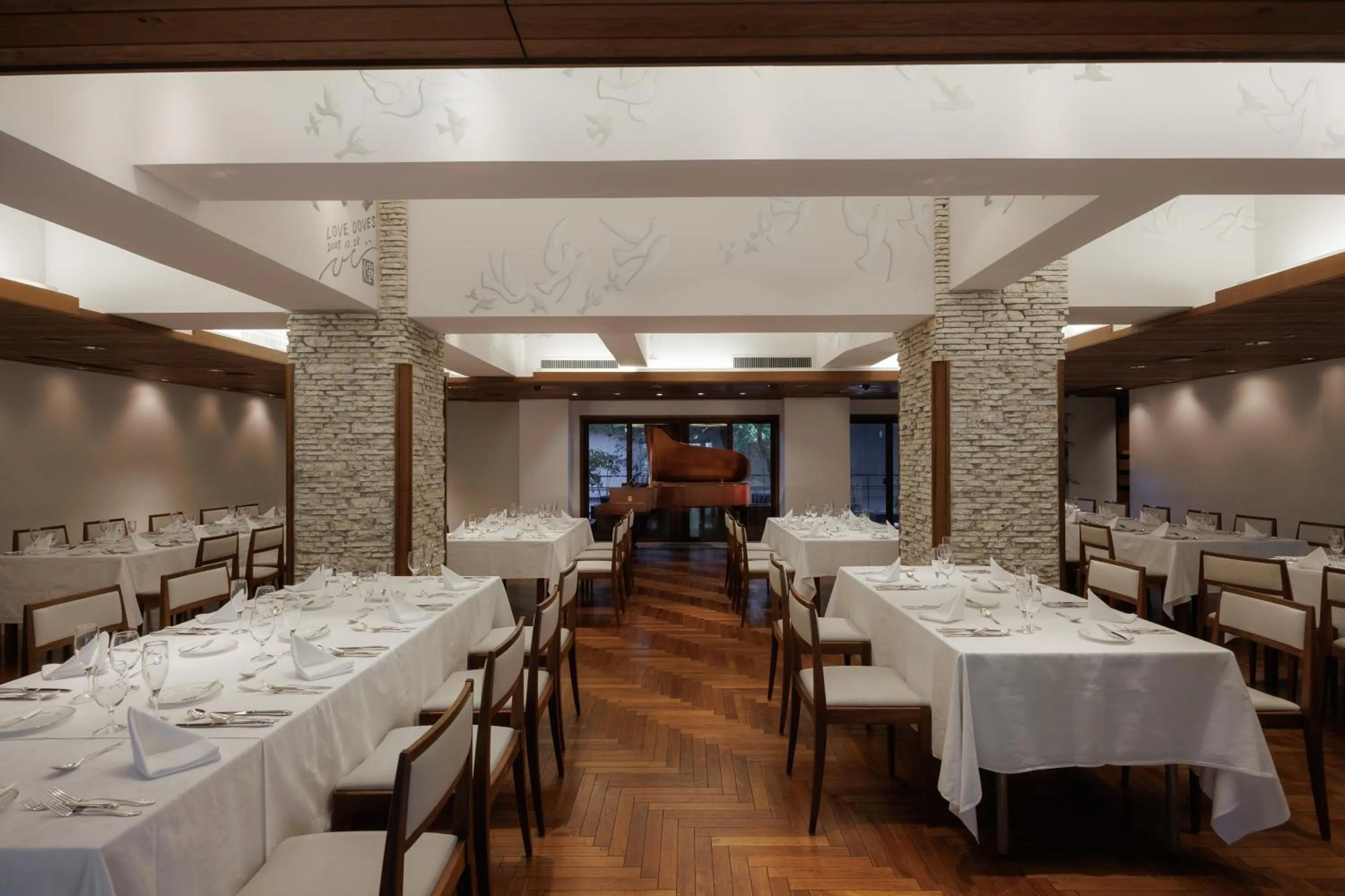 Restaurant/places to eat in Hotel Chourakukan Kyoto Gion 長楽館 京都