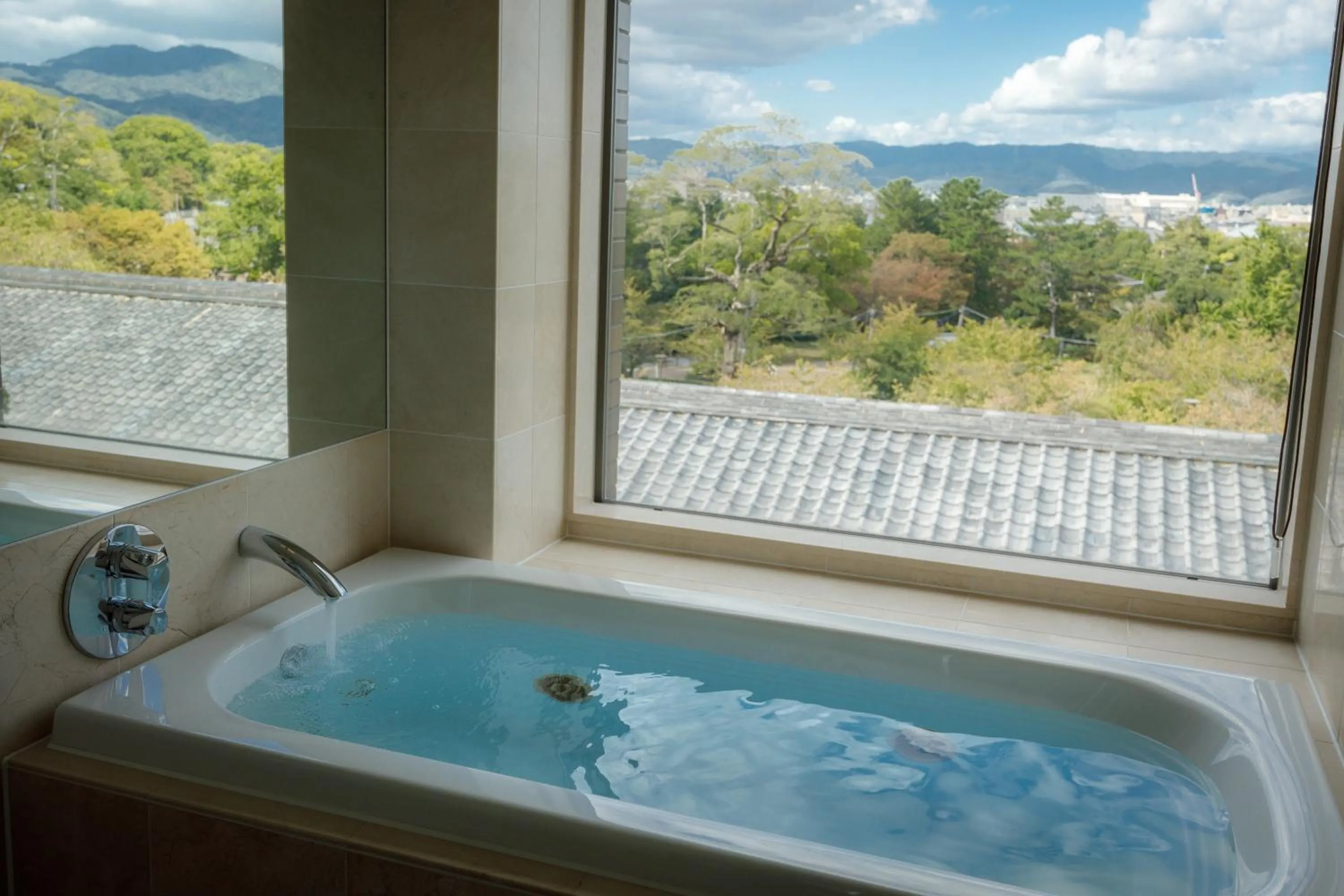 Bathroom in Hotel Chourakukan Kyoto Gion 長楽館 京都