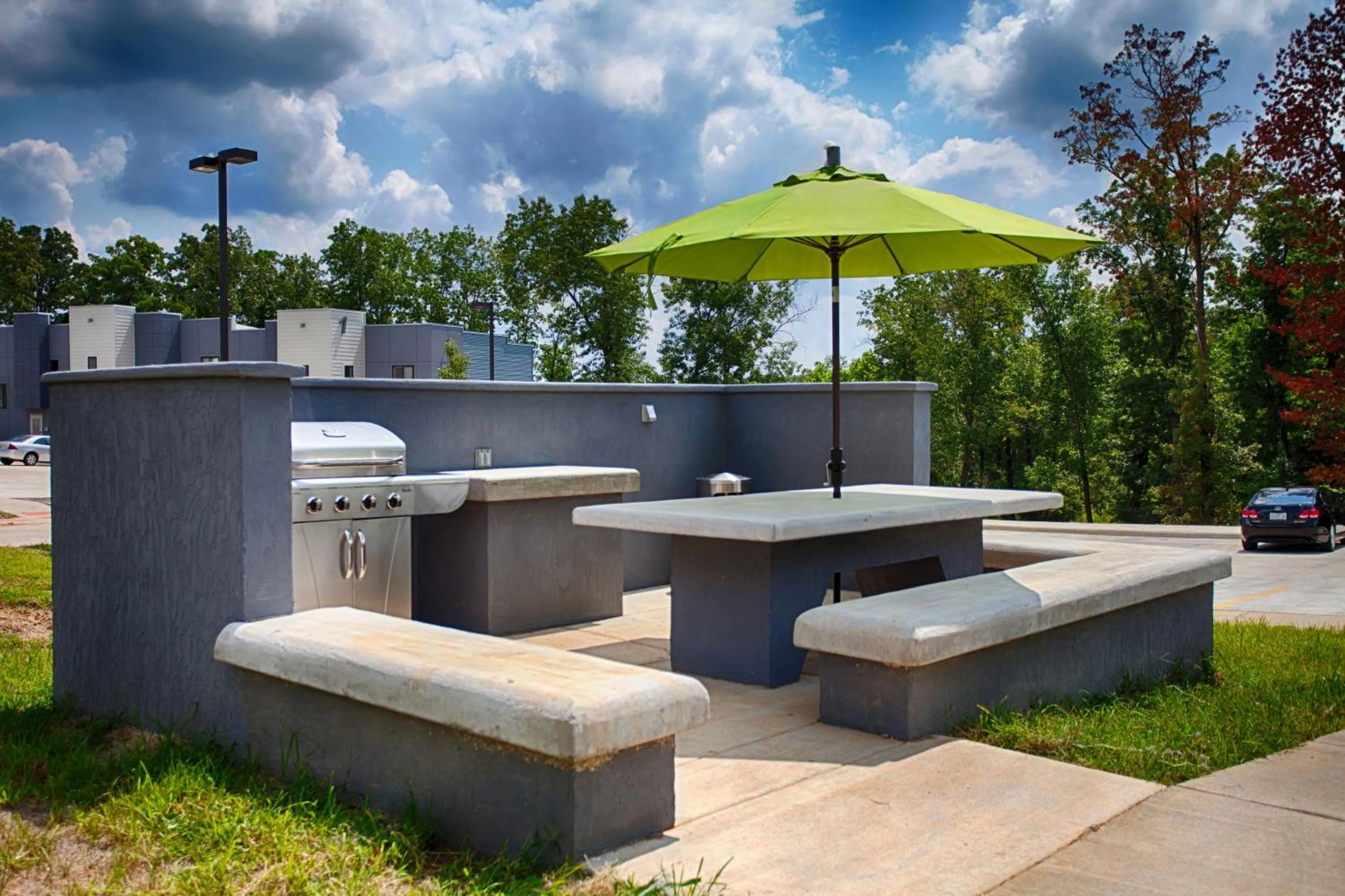 BBQ facilities in Z Loft Extended Stay Hotel