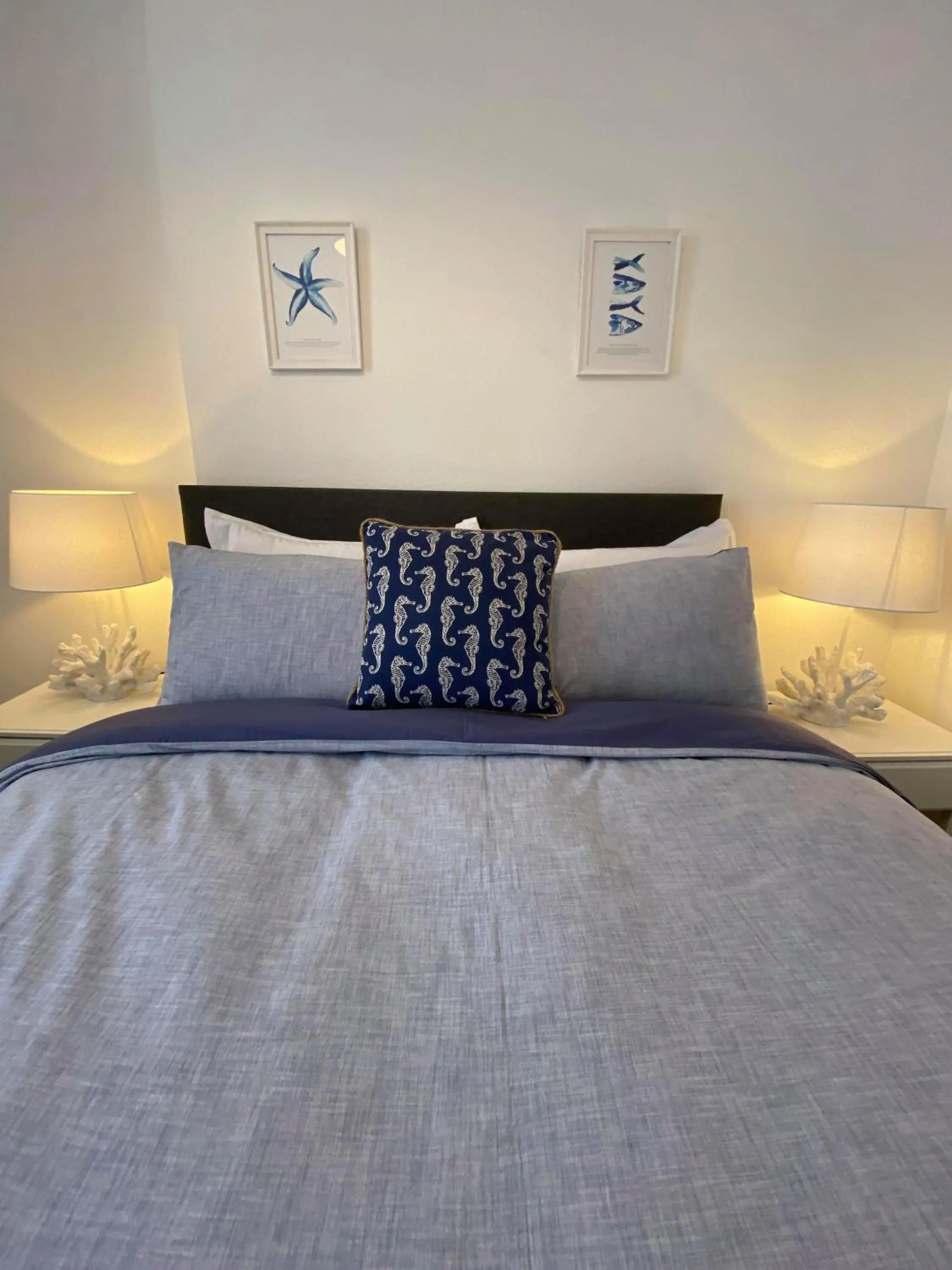 Bed in Rooms At Babbacombe