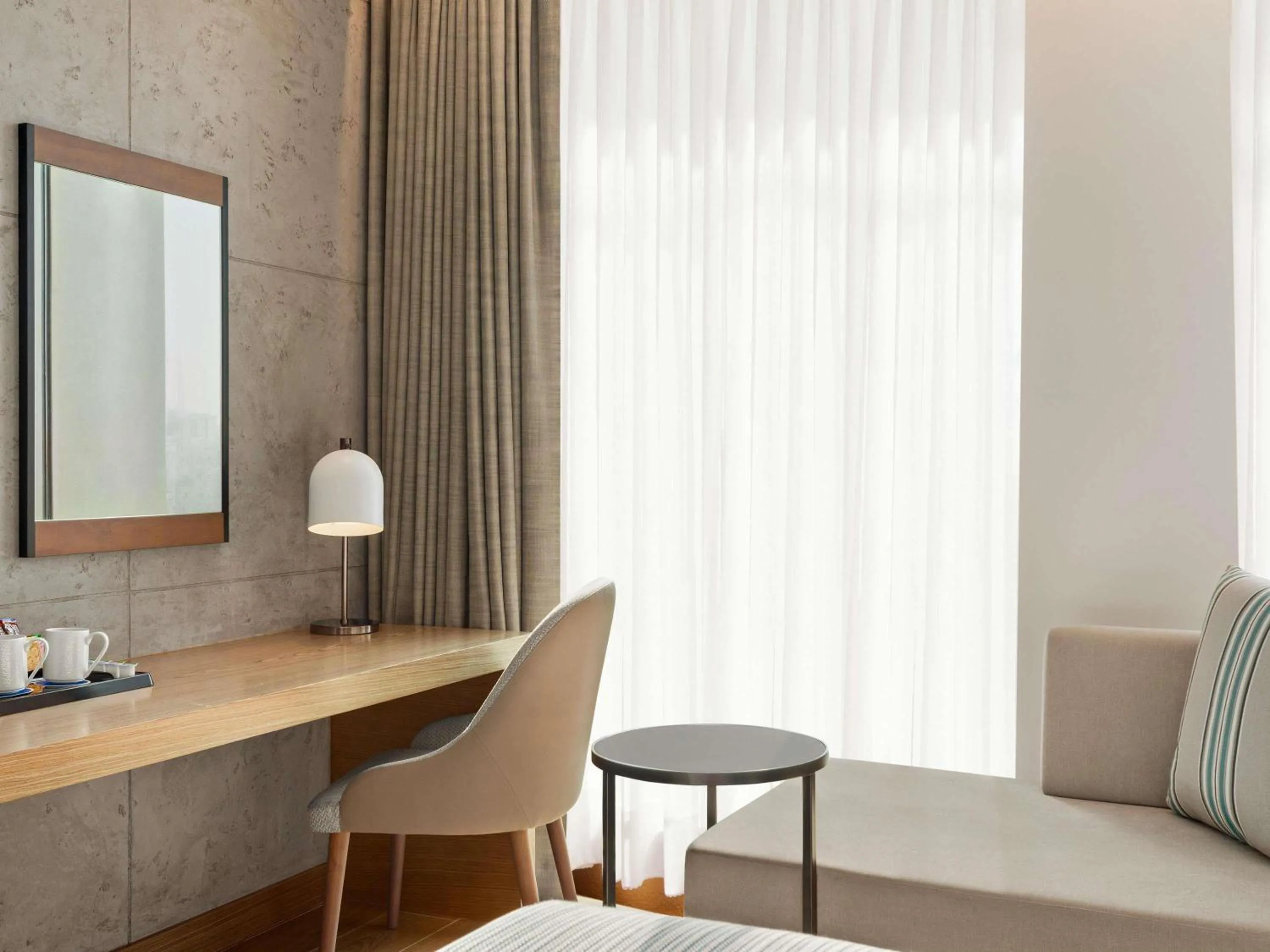 Bedroom in Mercure Dubai Gold District