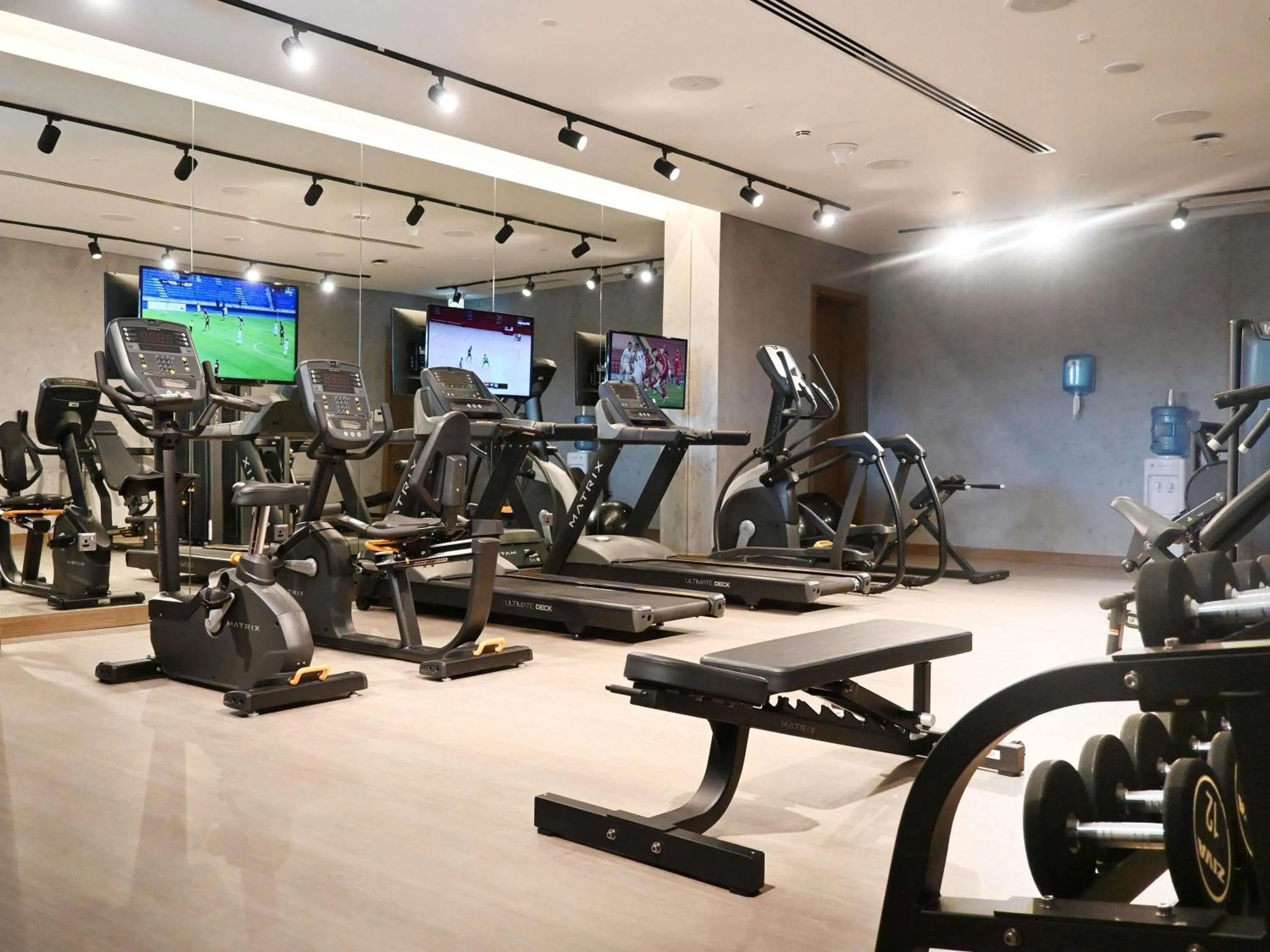 Fitness centre/facilities in Mercure Dubai Gold District