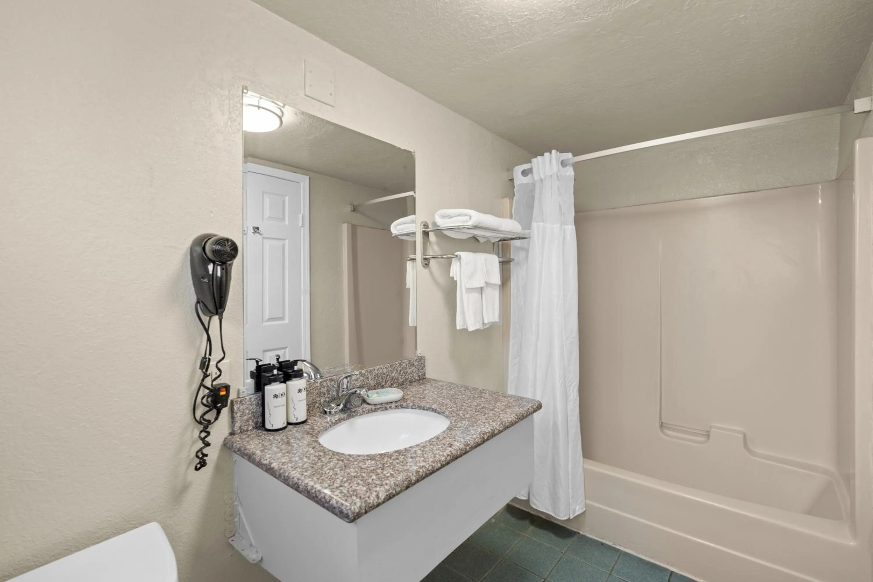 Rose Garden Inn - San Jose Airport